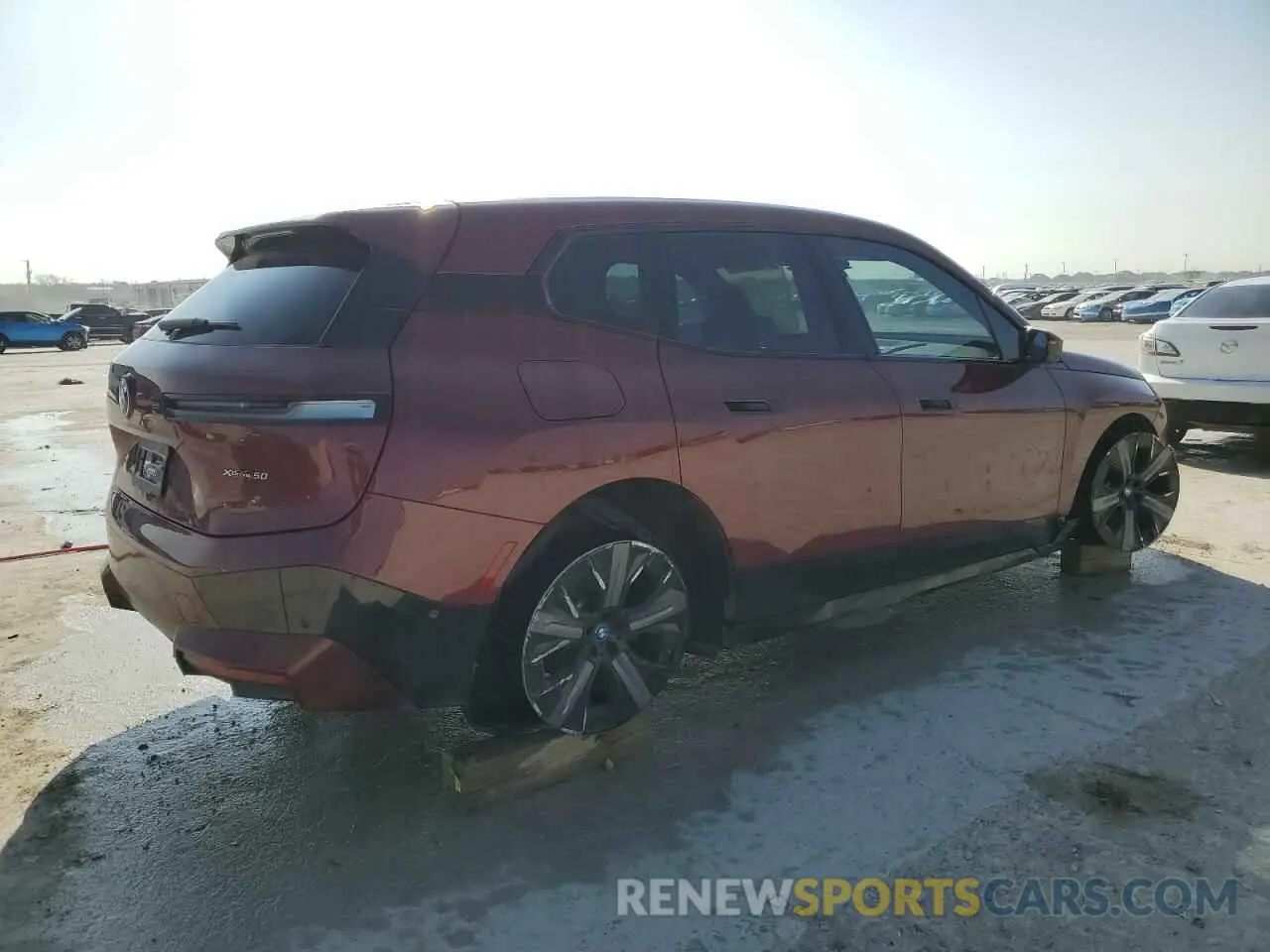 3 Фотография поврежденного автомобиля WB523CF06RCN03726 BMW IX XDRIVE5 2024