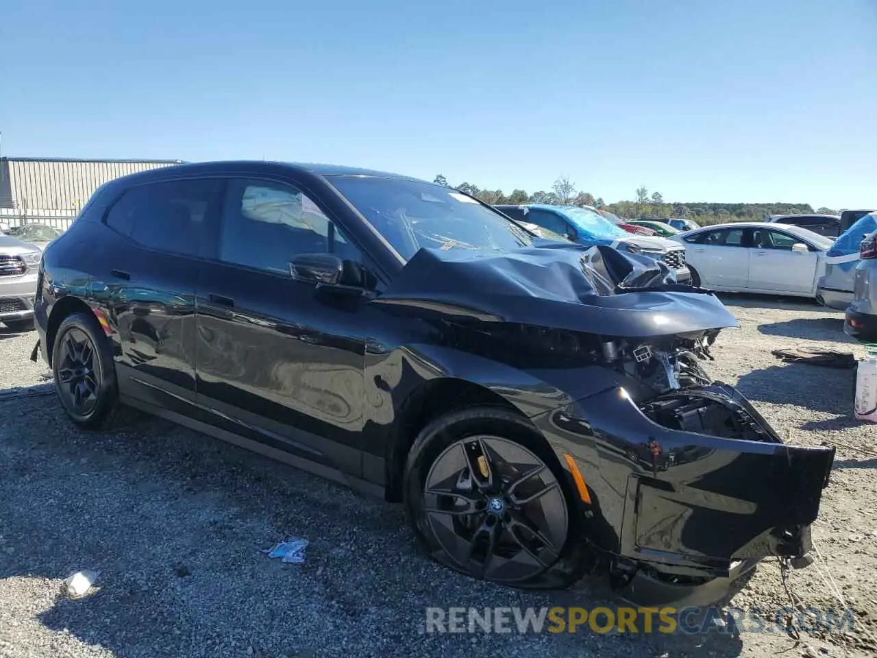 4 Фотография поврежденного автомобиля WB523CF06RCR60973 BMW IX XDRIVE5 2024