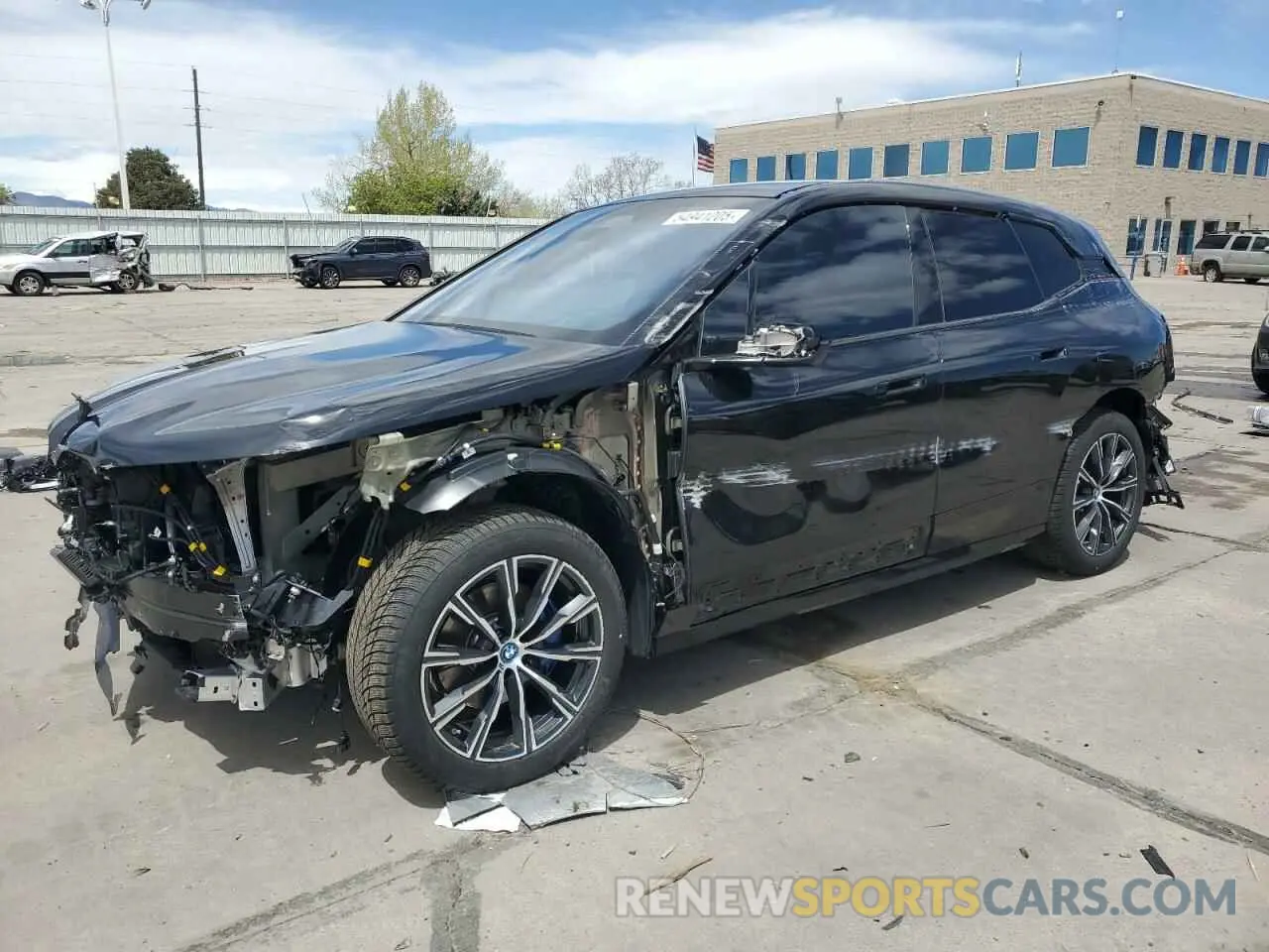 1 Photograph of a damaged car WB523CF07RCP08357 BMW IX XDRIVE5 2024
