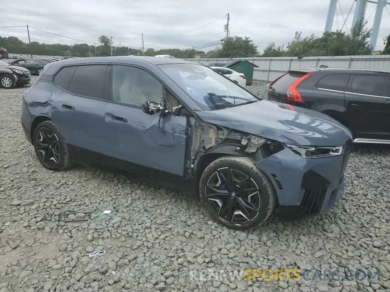 4 Фотография поврежденного автомобиля WB523CF07RCP85553 BMW IX XDRIVE5 2024