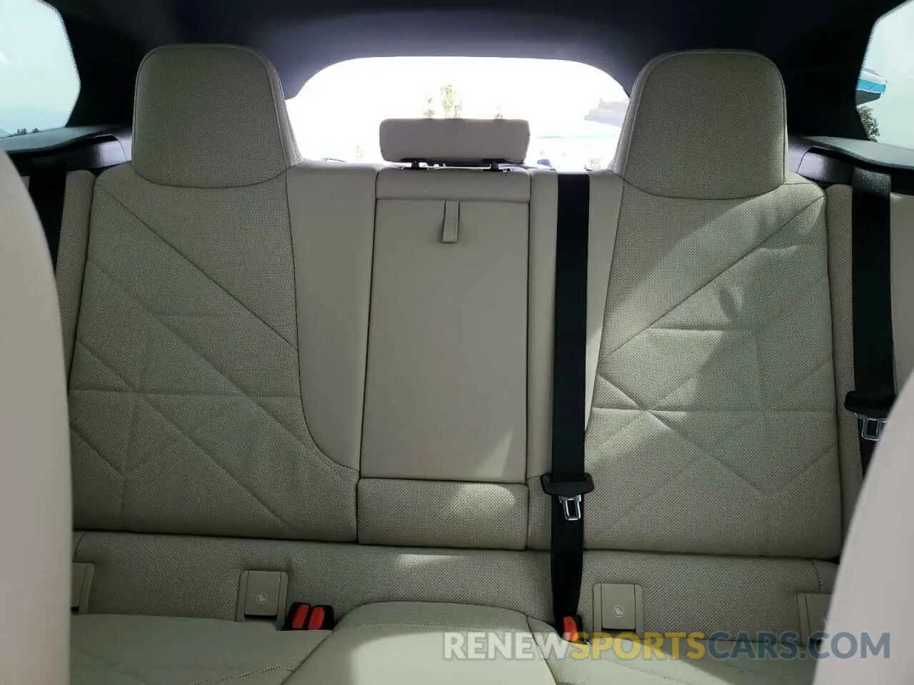 10 Фотография поврежденного автомобиля WB523CF06SCT06612 BMW IX XDRIVE5 2025