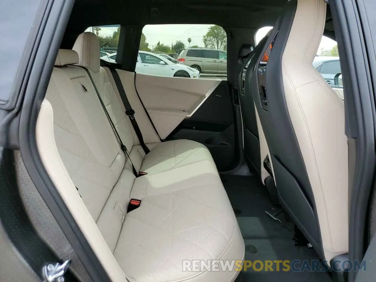 11 Фотография поврежденного автомобиля WB523CF06SCT06612 BMW IX XDRIVE5 2025