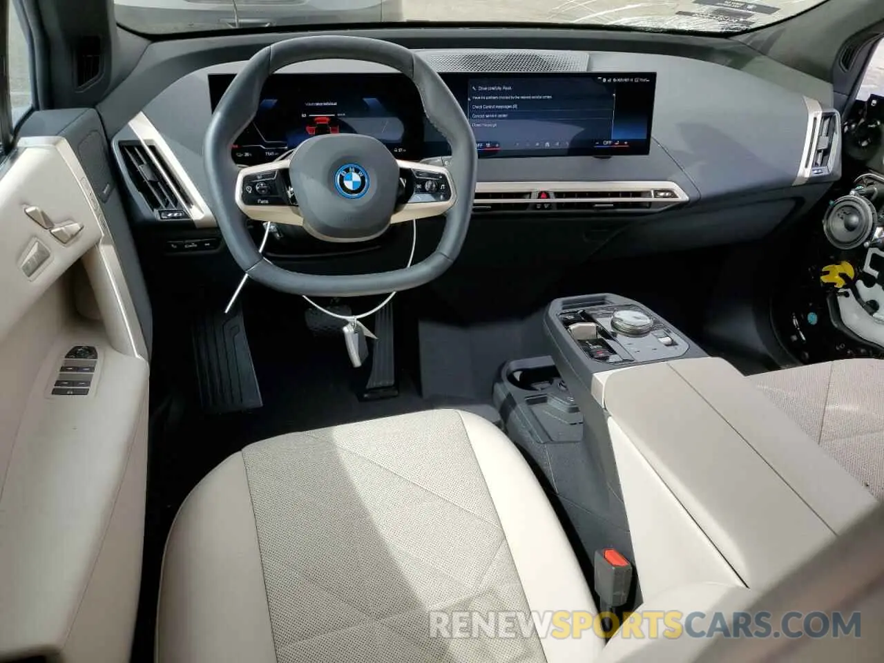 8 Фотография поврежденного автомобиля WB523CF06SCT06612 BMW IX XDRIVE5 2025