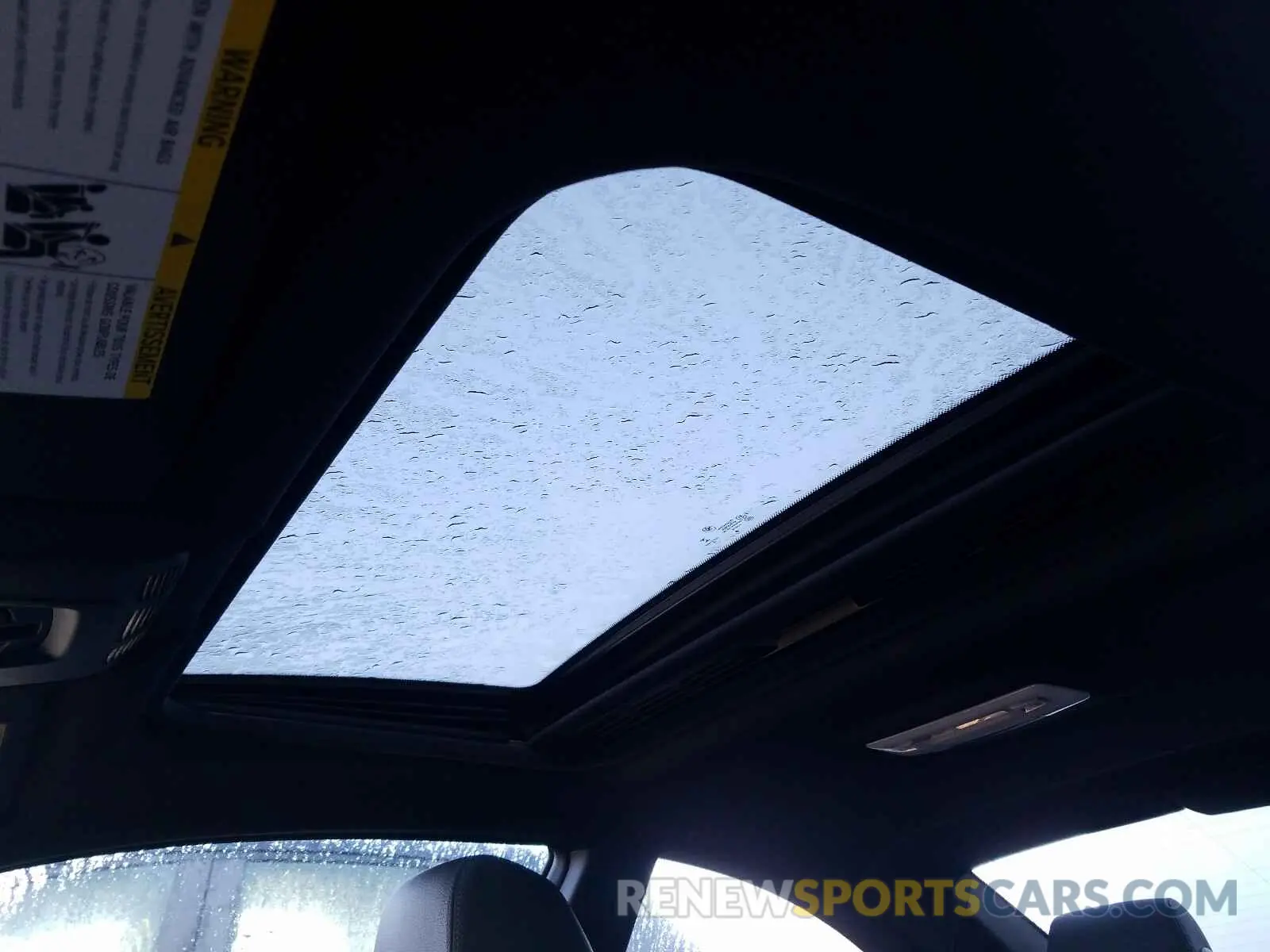 9 Photograph of a damaged car WBA2J7C55KVD61350 BMW M2 2019