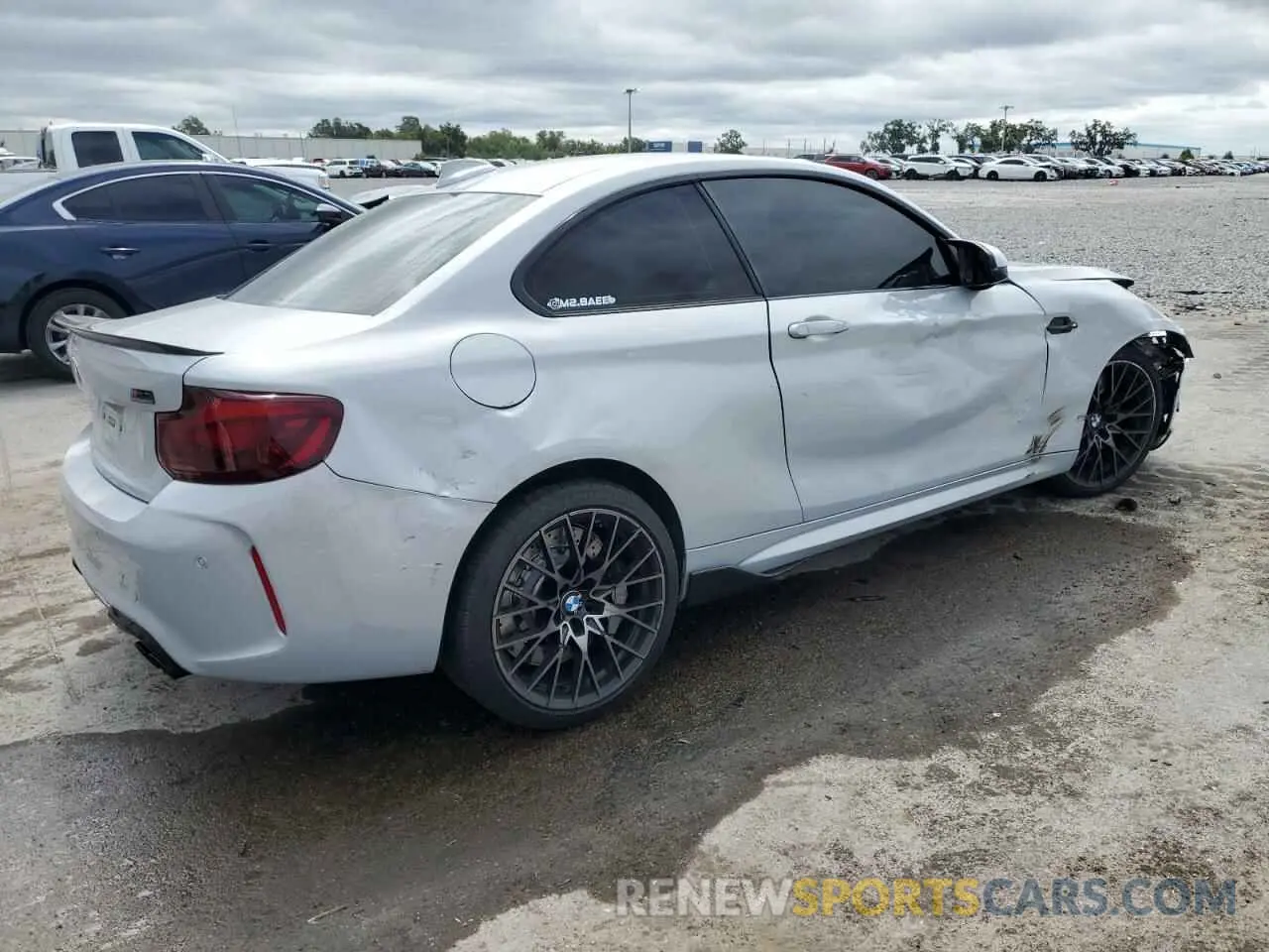 3 Photograph of a damaged car WBS2U7C54K7D32476 BMW M2 2019
