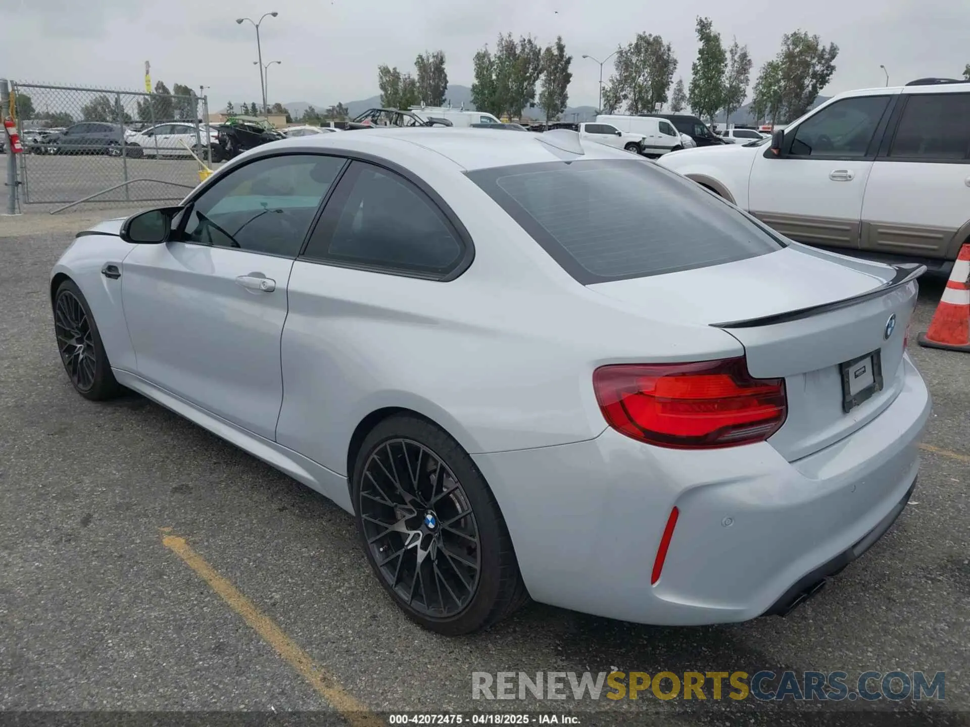 3 Фотография поврежденного автомобиля WBS2U7C03L7E39816 BMW M2 2020