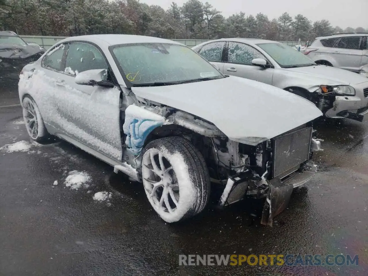1 Photograph of a damaged car WBS2U7C0XL7F78339 BMW M2 2020
