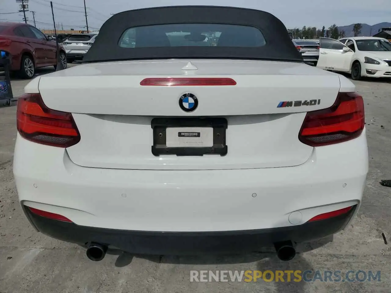 6 Photograph of a damaged car WBA2N1C01M7J79512 BMW M2 2021