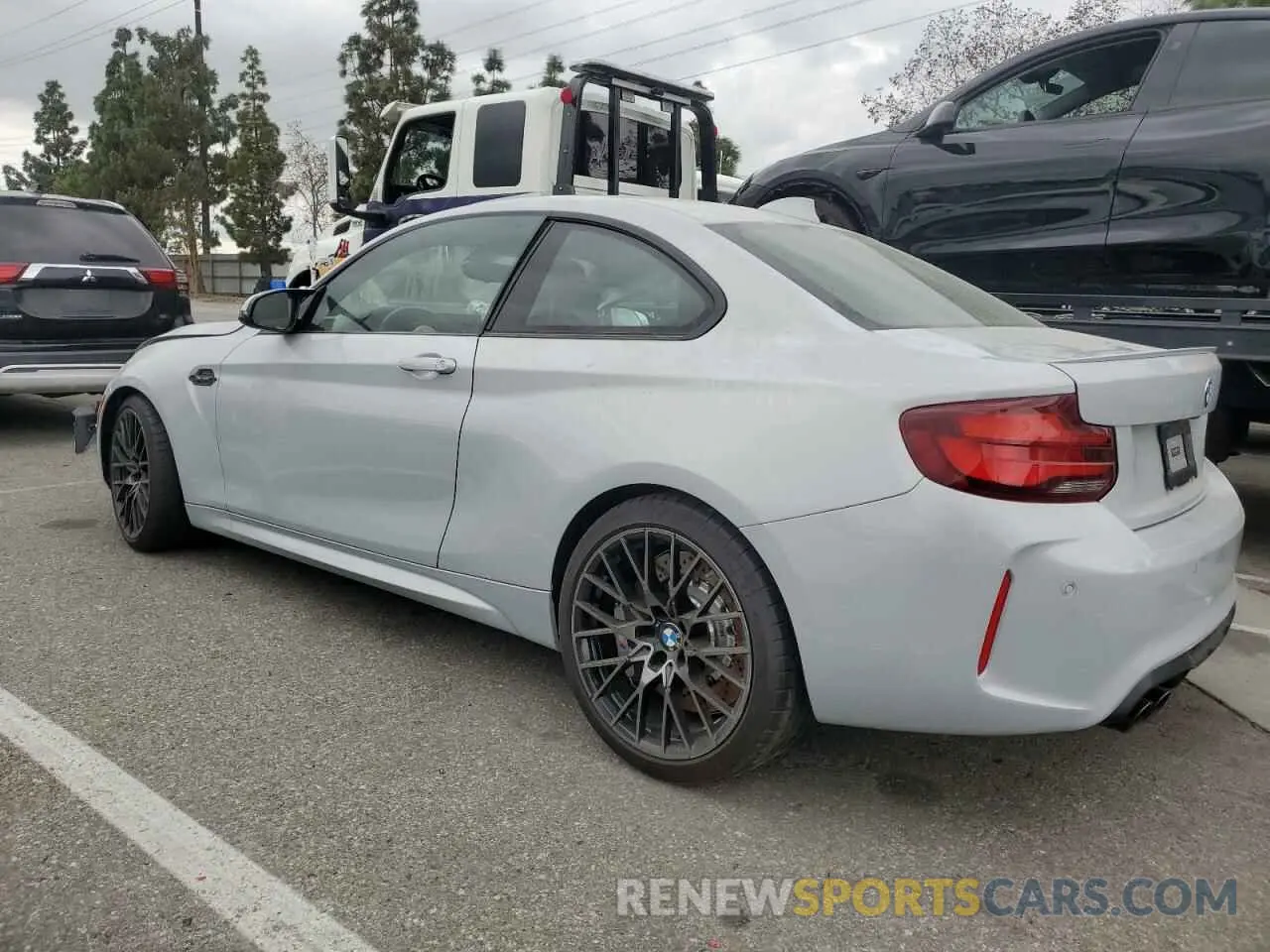 2 Фотография поврежденного автомобиля WBS2U7C05M7J62987 BMW M2 2021