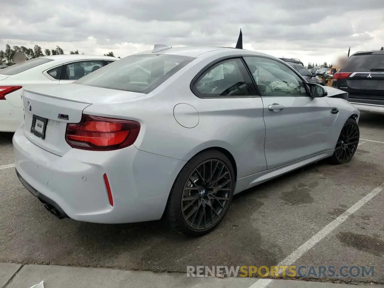3 Фотография поврежденного автомобиля WBS2U7C05M7J62987 BMW M2 2021
