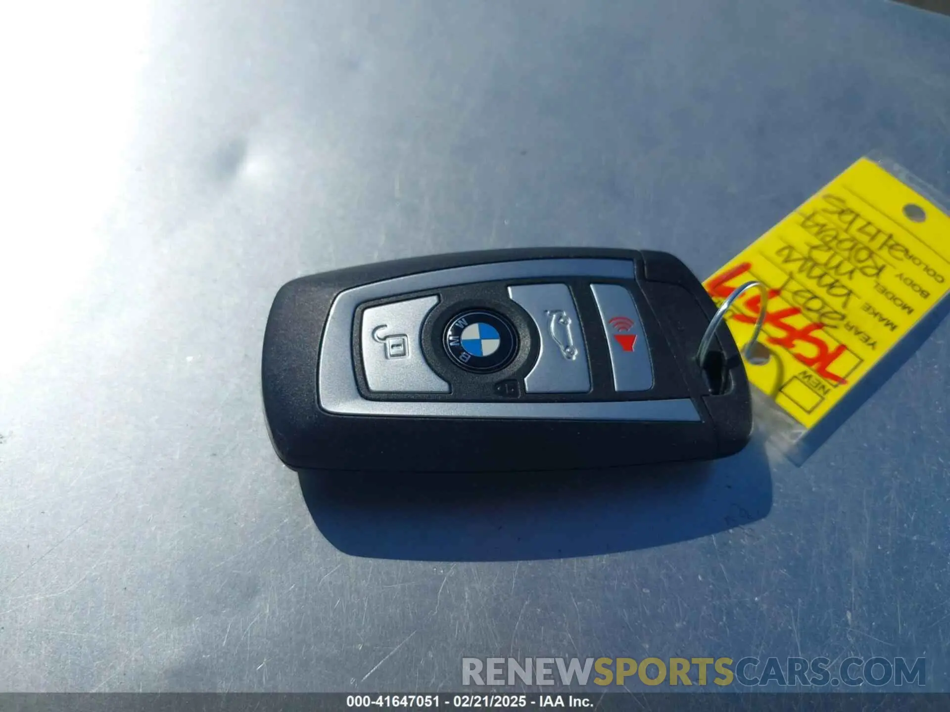 11 Фотография поврежденного автомобиля WBS2U7C08M7J67360 BMW M2 2021