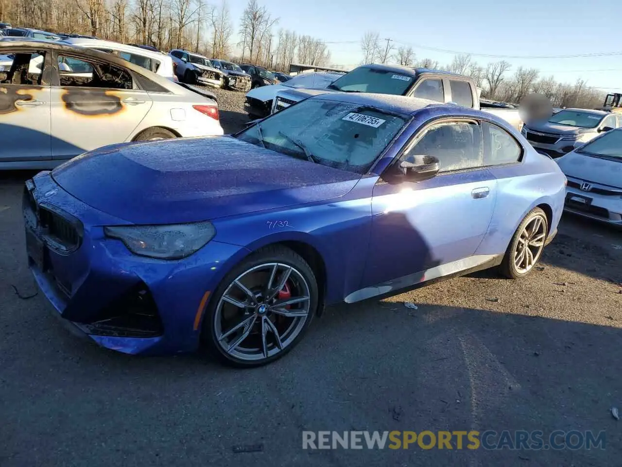 1 Photograph of a damaged car 3MW53CM07N8C64965 BMW M2 2022