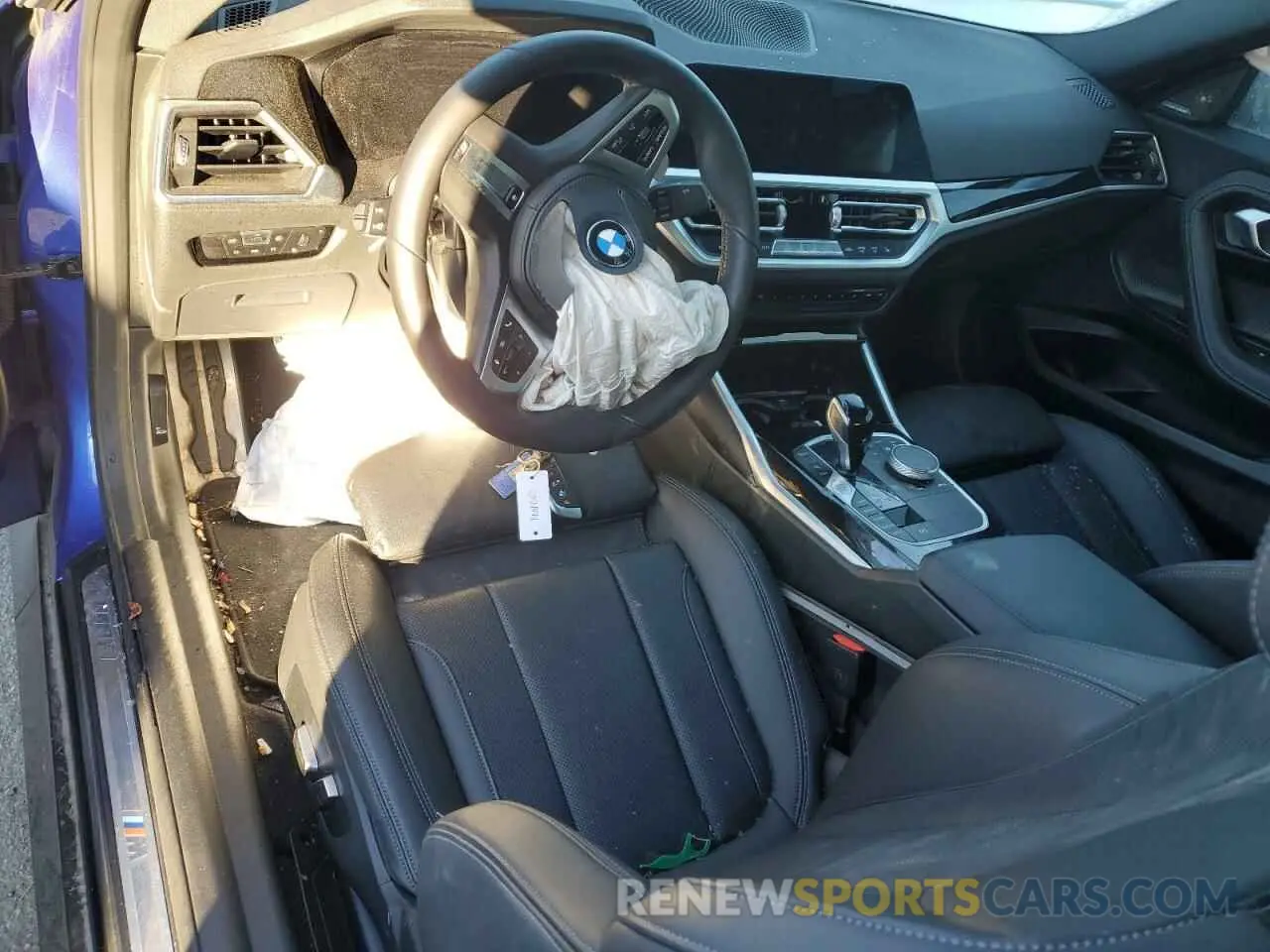 8 Photograph of a damaged car 3MW53CM07N8C64965 BMW M2 2022