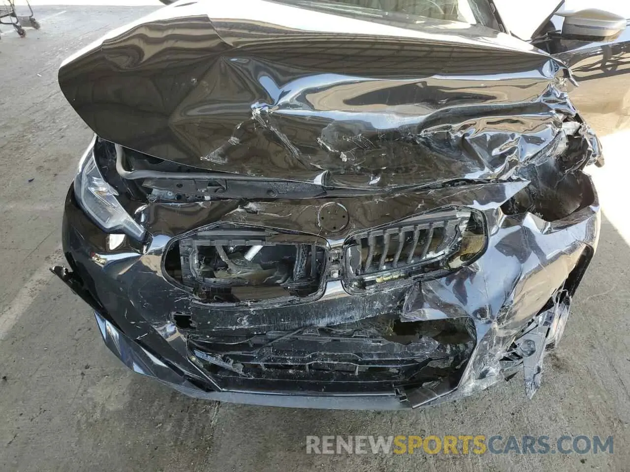 11 Photograph of a damaged car 3MW53CM08P8D04022 BMW M2 2023
