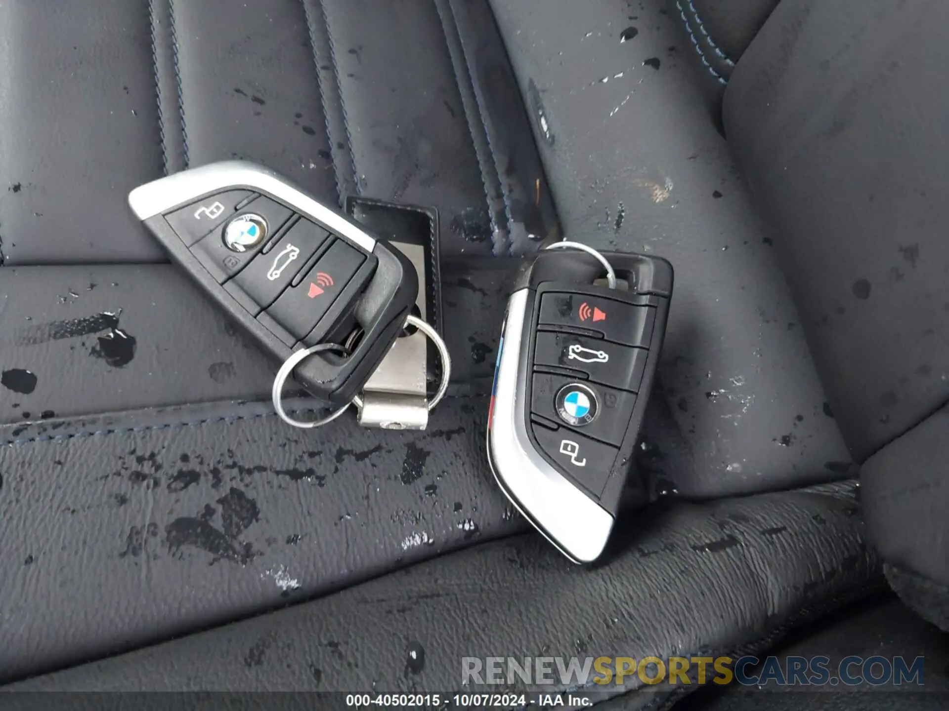 11 Photograph of a damaged car 3MF13DM00R8E20435 BMW M2 2024