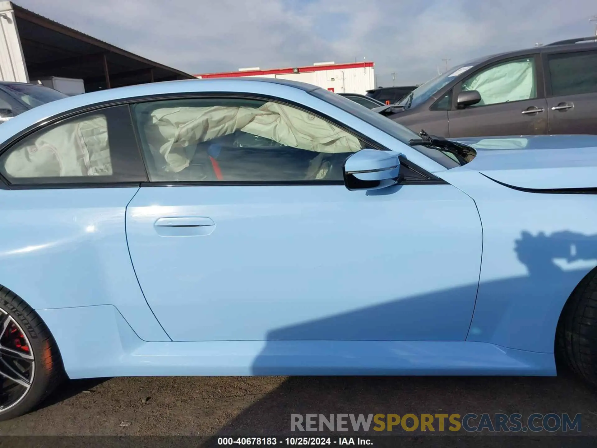 13 Photograph of a damaged car 3MF13DM05R8D81986 BMW M2 2024