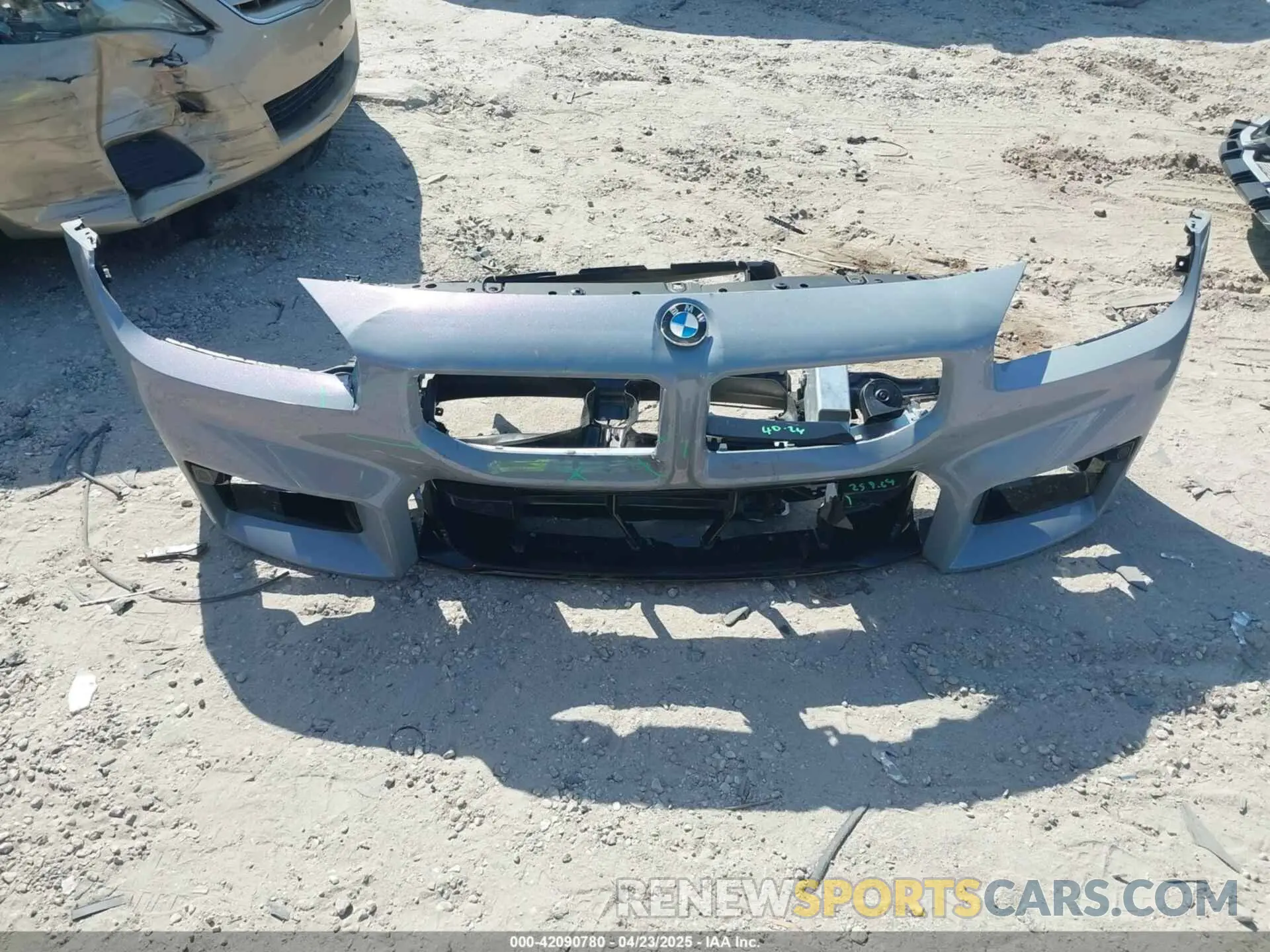 12 Photograph of a damaged car 3MF13DM08R8E17041 BMW M2 2024