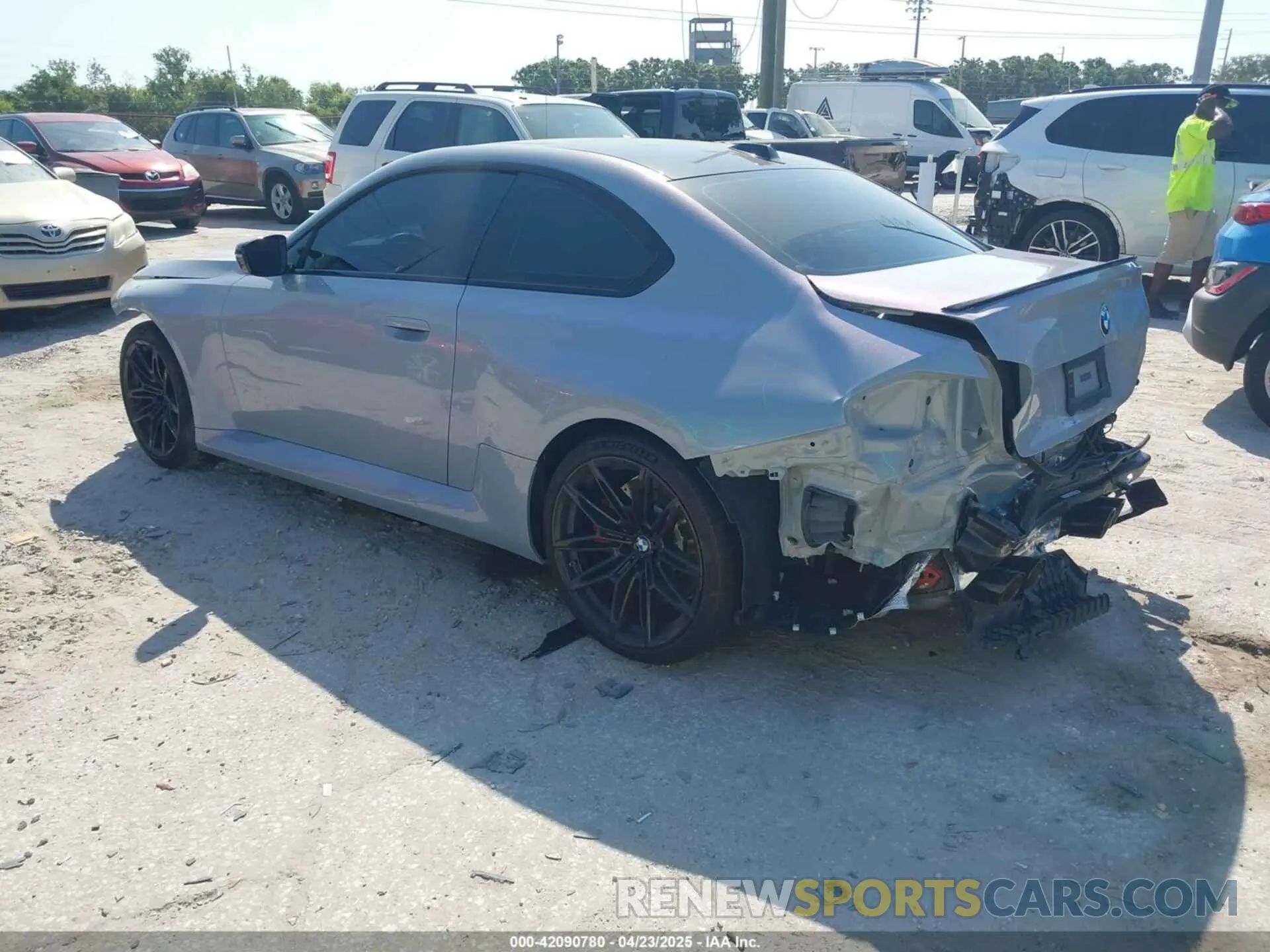 3 Photograph of a damaged car 3MF13DM08R8E17041 BMW M2 2024
