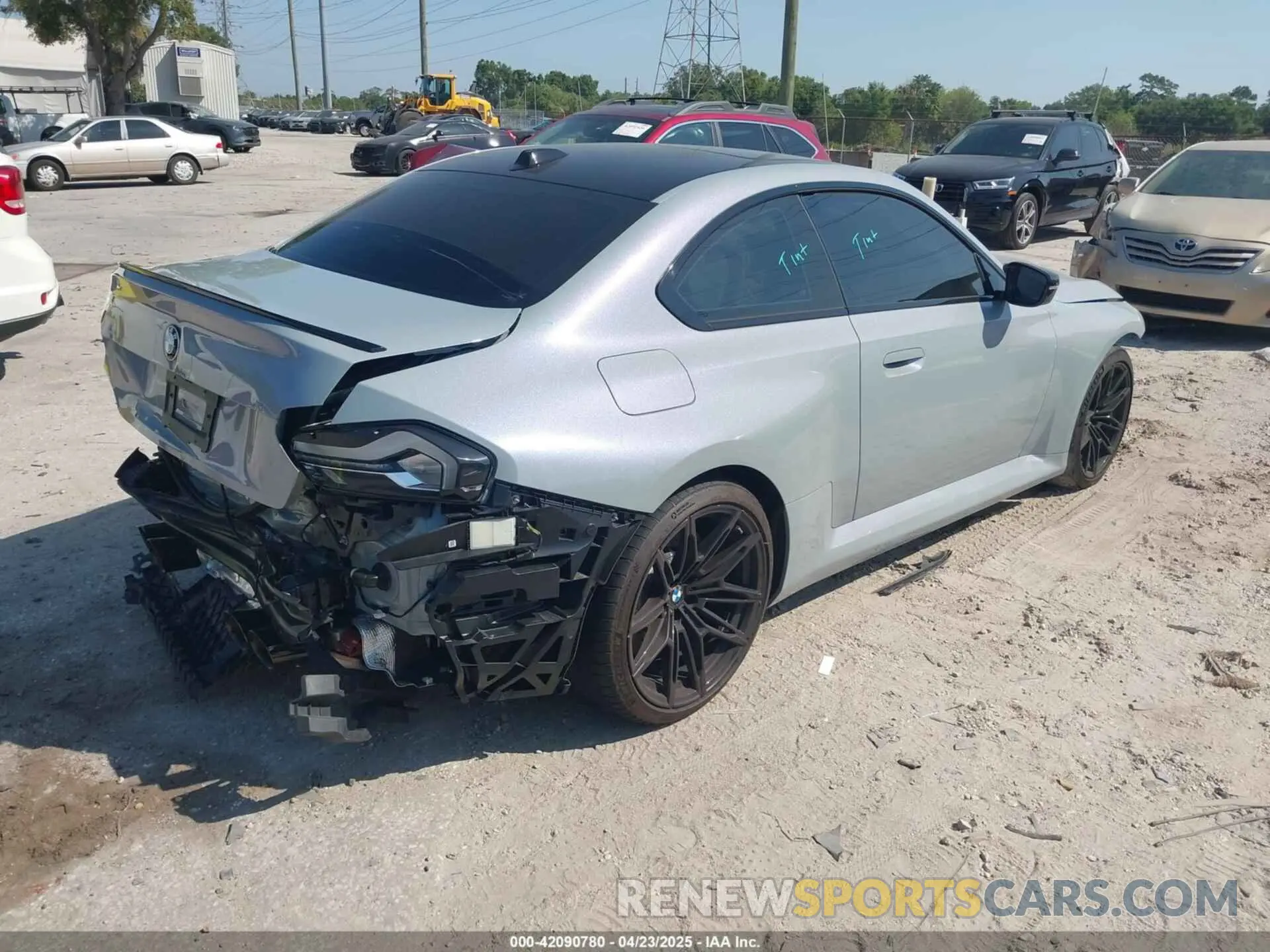 4 Photograph of a damaged car 3MF13DM08R8E17041 BMW M2 2024
