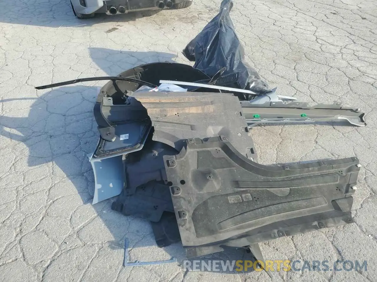12 Photograph of a damaged car 3MF13DM09R8E51148 BMW M2 2024