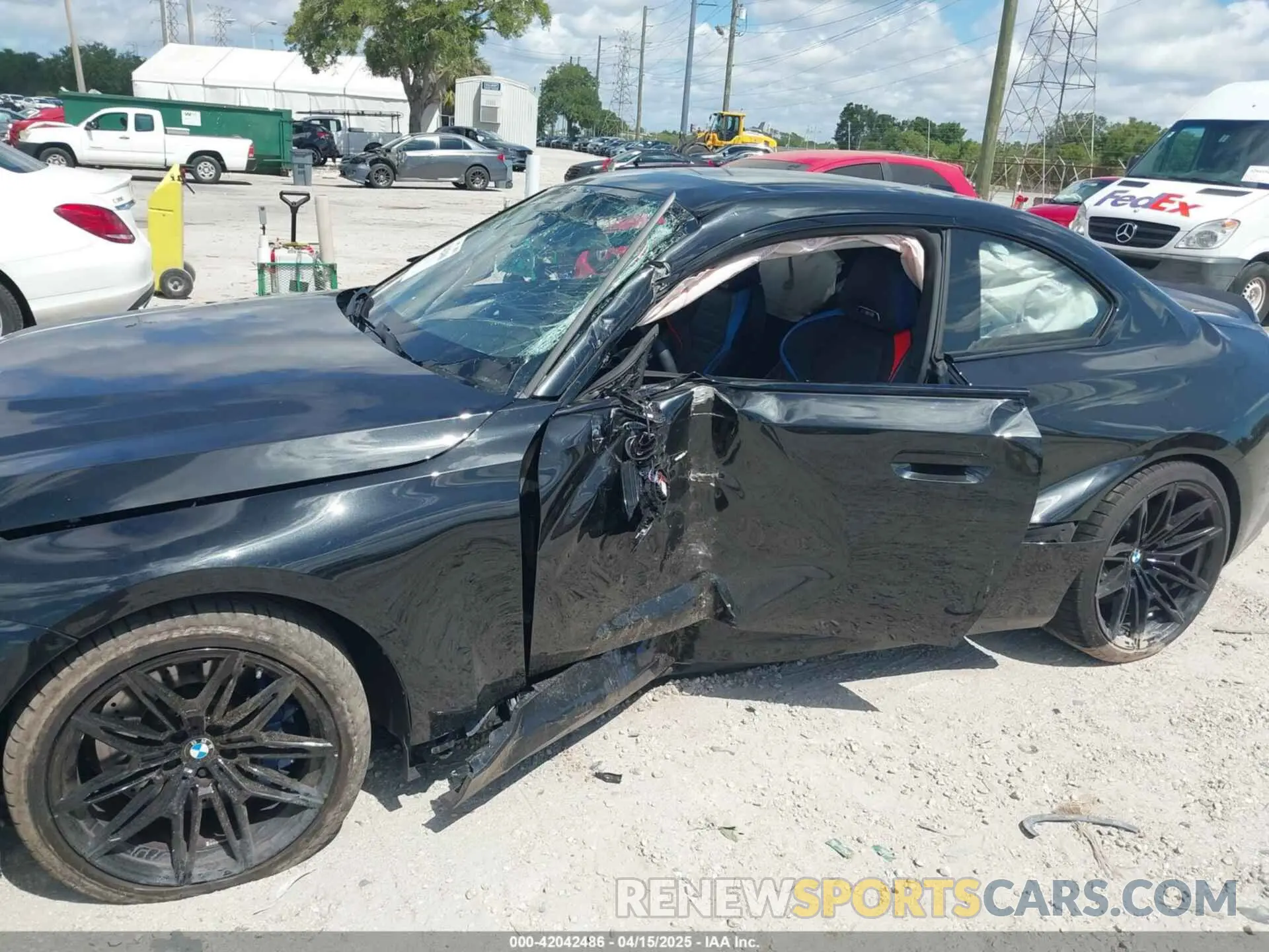6 Фотография поврежденного автомобиля 3MF13DM0XR8D99996 BMW M2 2024
