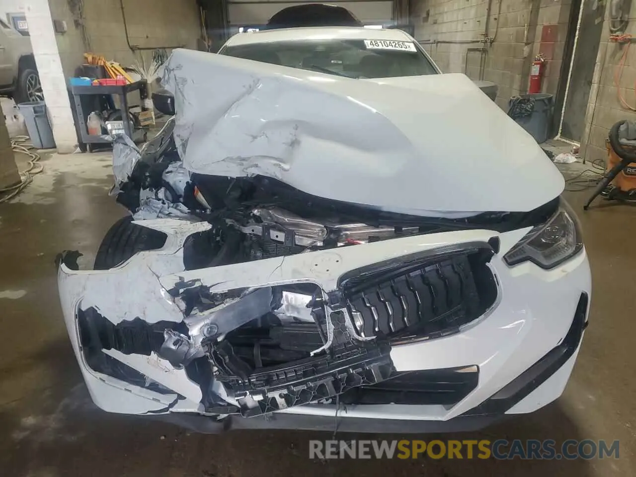 5 Photograph of a damaged car 3MW53CM02R8E63086 BMW M2 2024