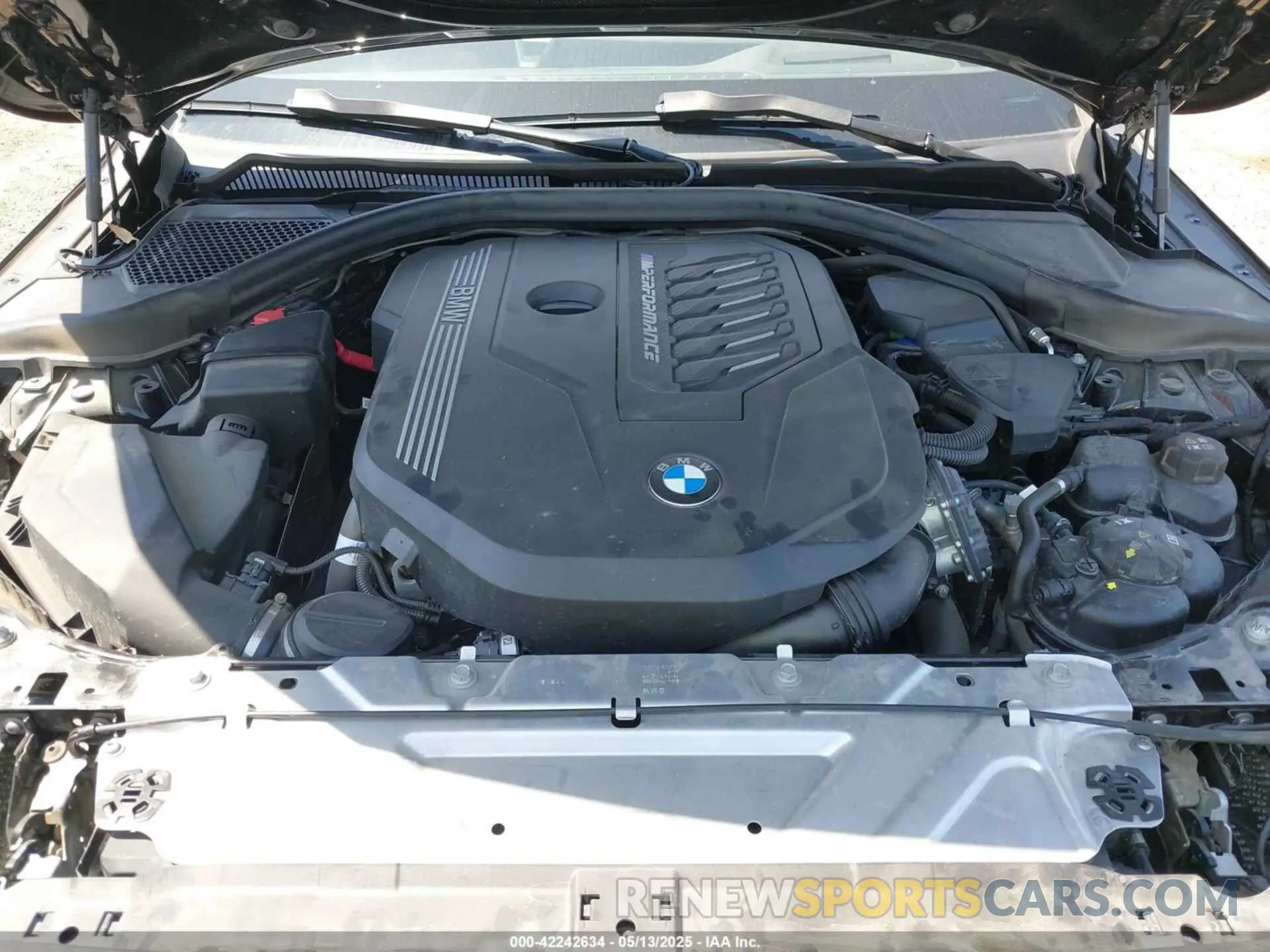 10 Photograph of a damaged car 3MW43CM00P8D74464 BMW M240 2023
