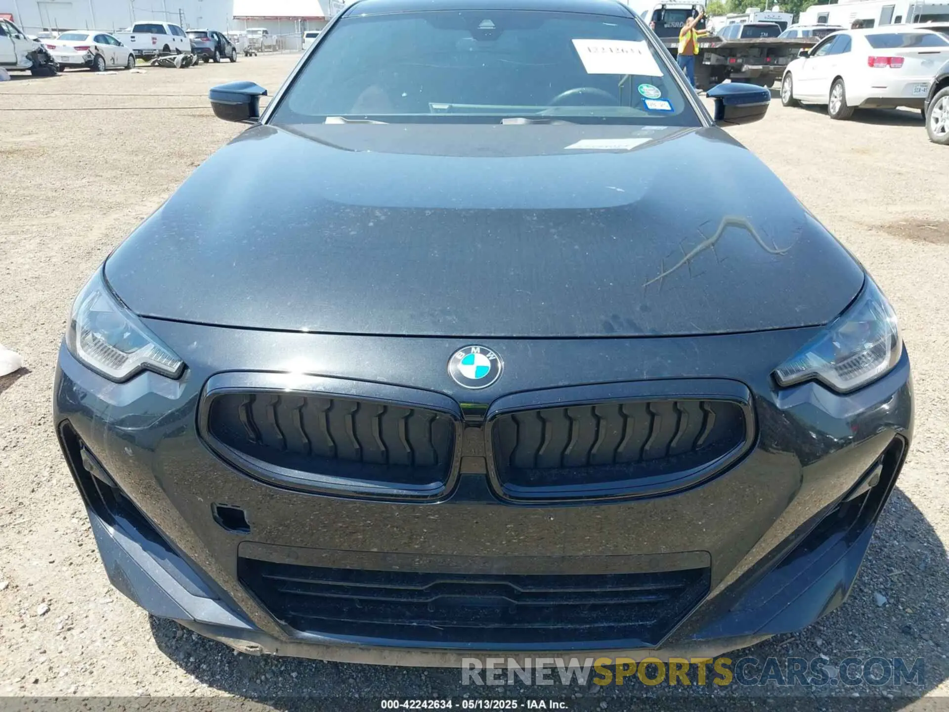 6 Photograph of a damaged car 3MW43CM00P8D74464 BMW M240 2023