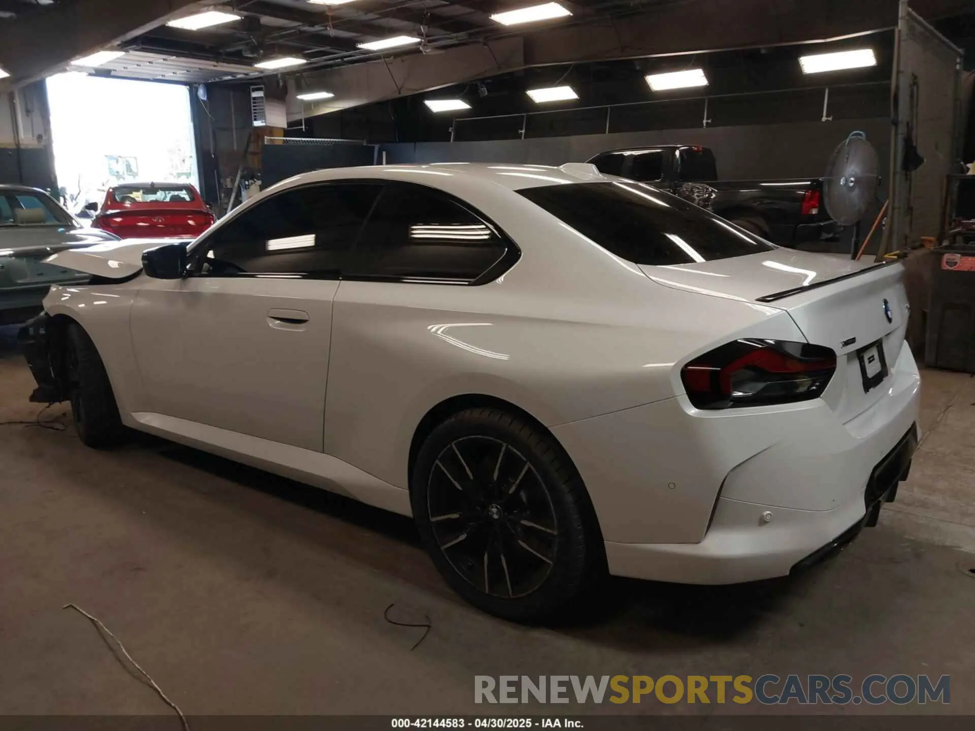 3 Фотография поврежденного автомобиля 3MW53CM04S8E92322 BMW M240 2025