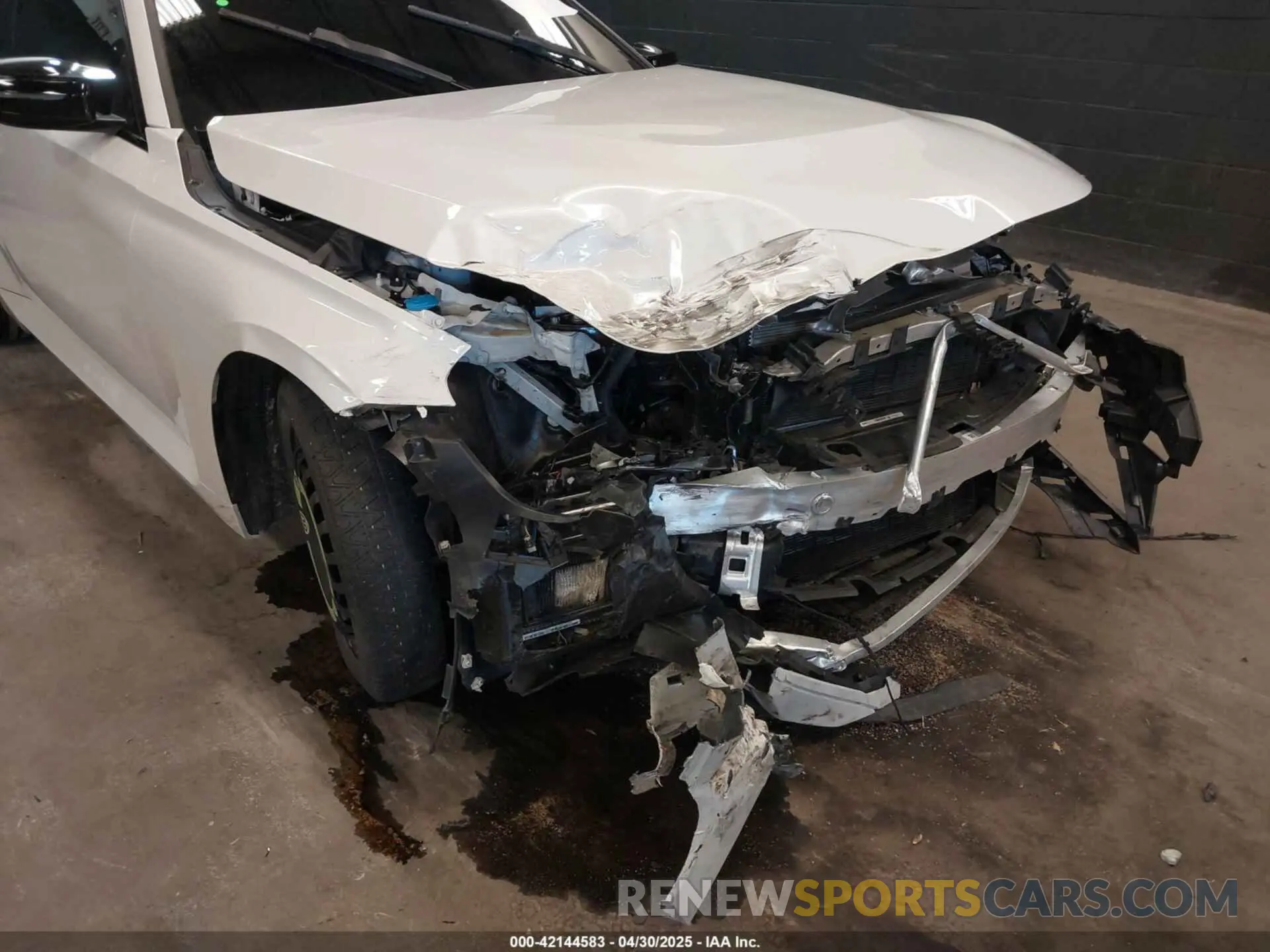6 Фотография поврежденного автомобиля 3MW53CM04S8E92322 BMW M240 2025