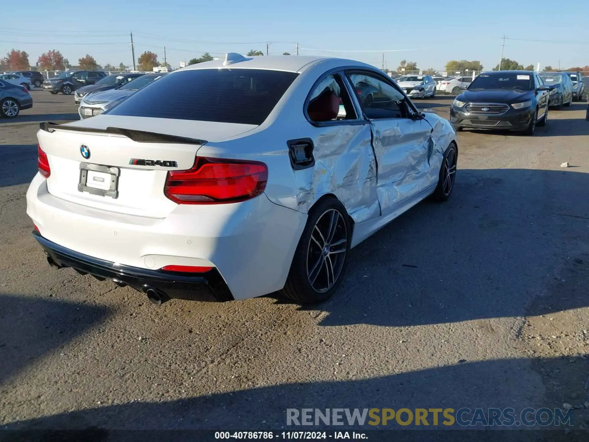 4 Photograph of a damaged car WBA2J5C58KVC07817 BMW M240I 2019