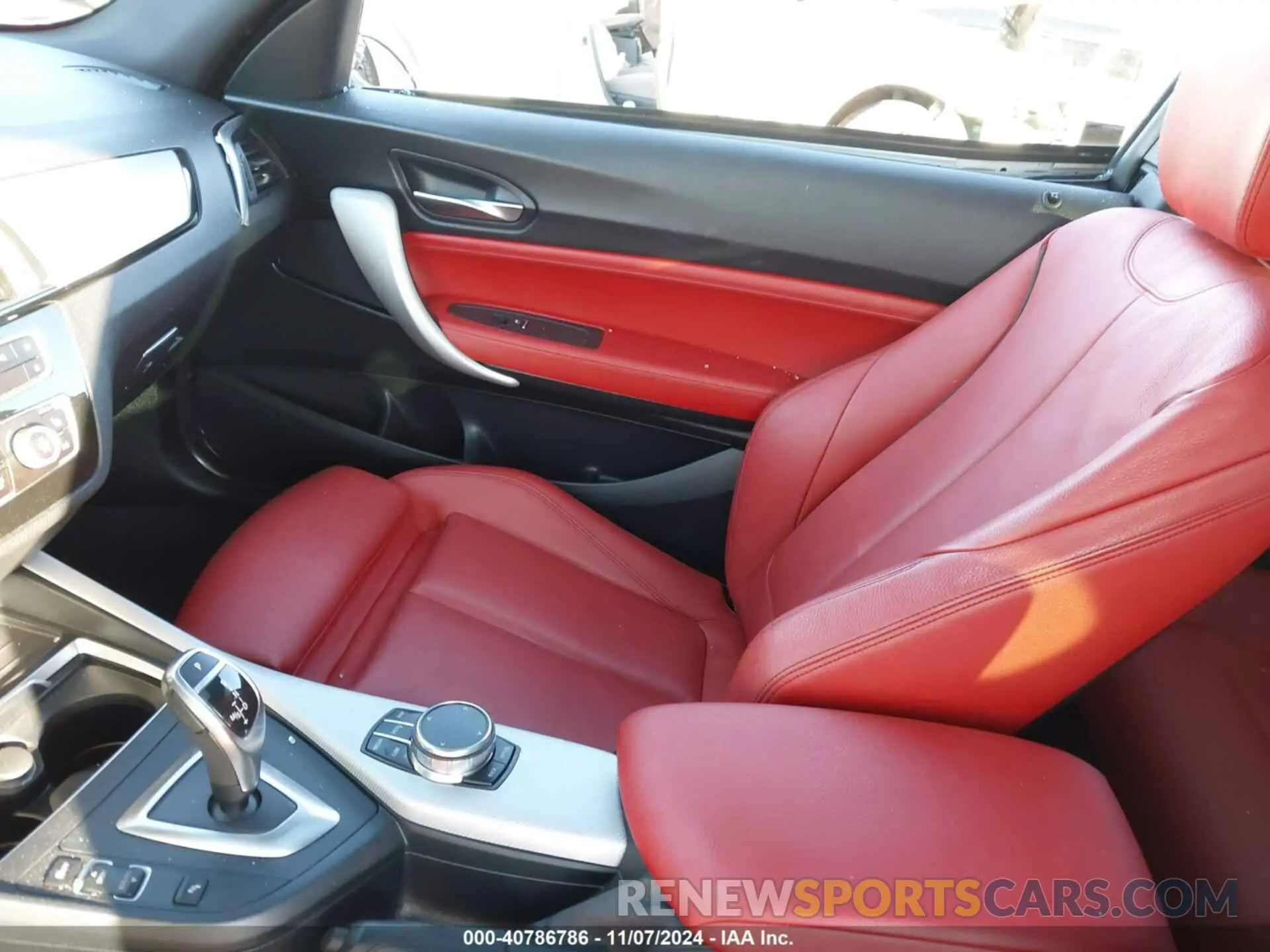 5 Photograph of a damaged car WBA2J5C58KVC07817 BMW M240I 2019