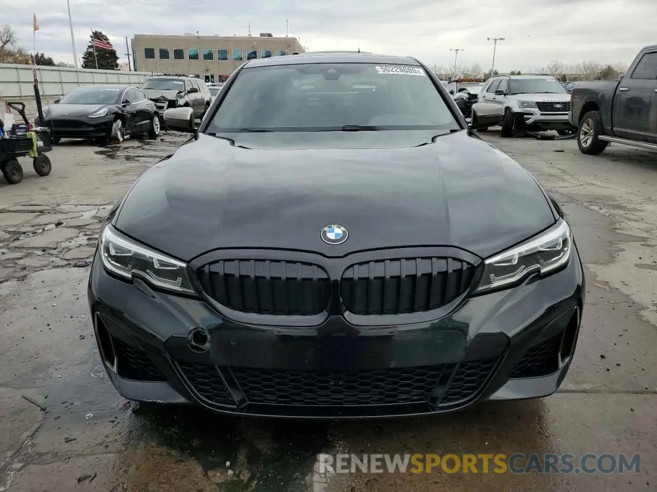 5 Photograph of a damaged car WBA5U7C04LFH57287 BMW M3 2020