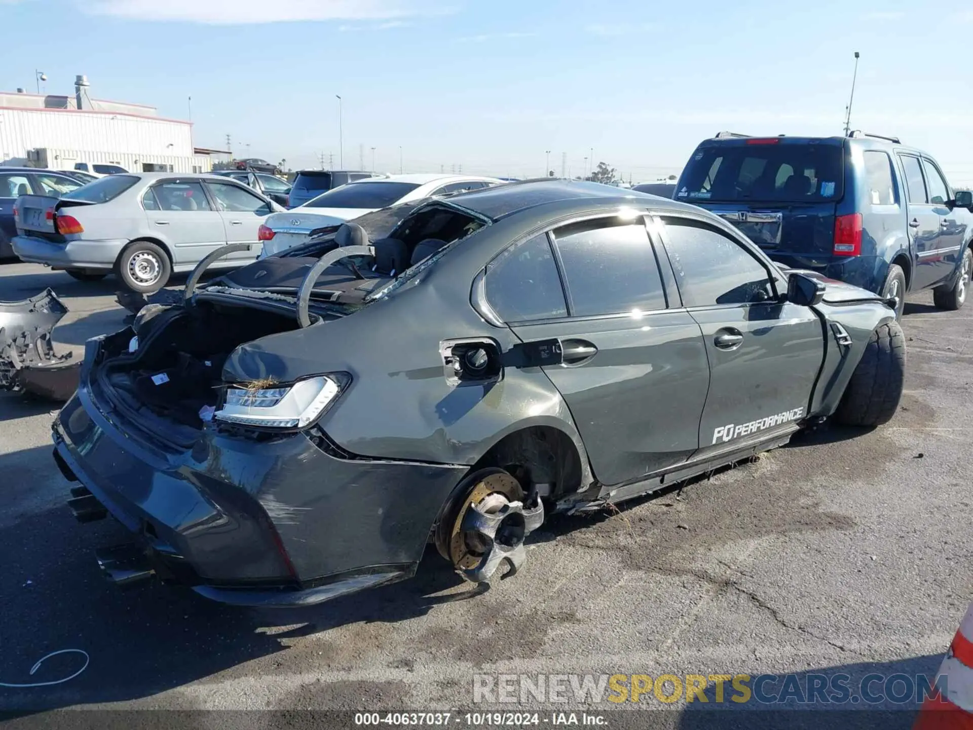 4 Photograph of a damaged car WBS33AY00MFL30148 BMW M3 2021