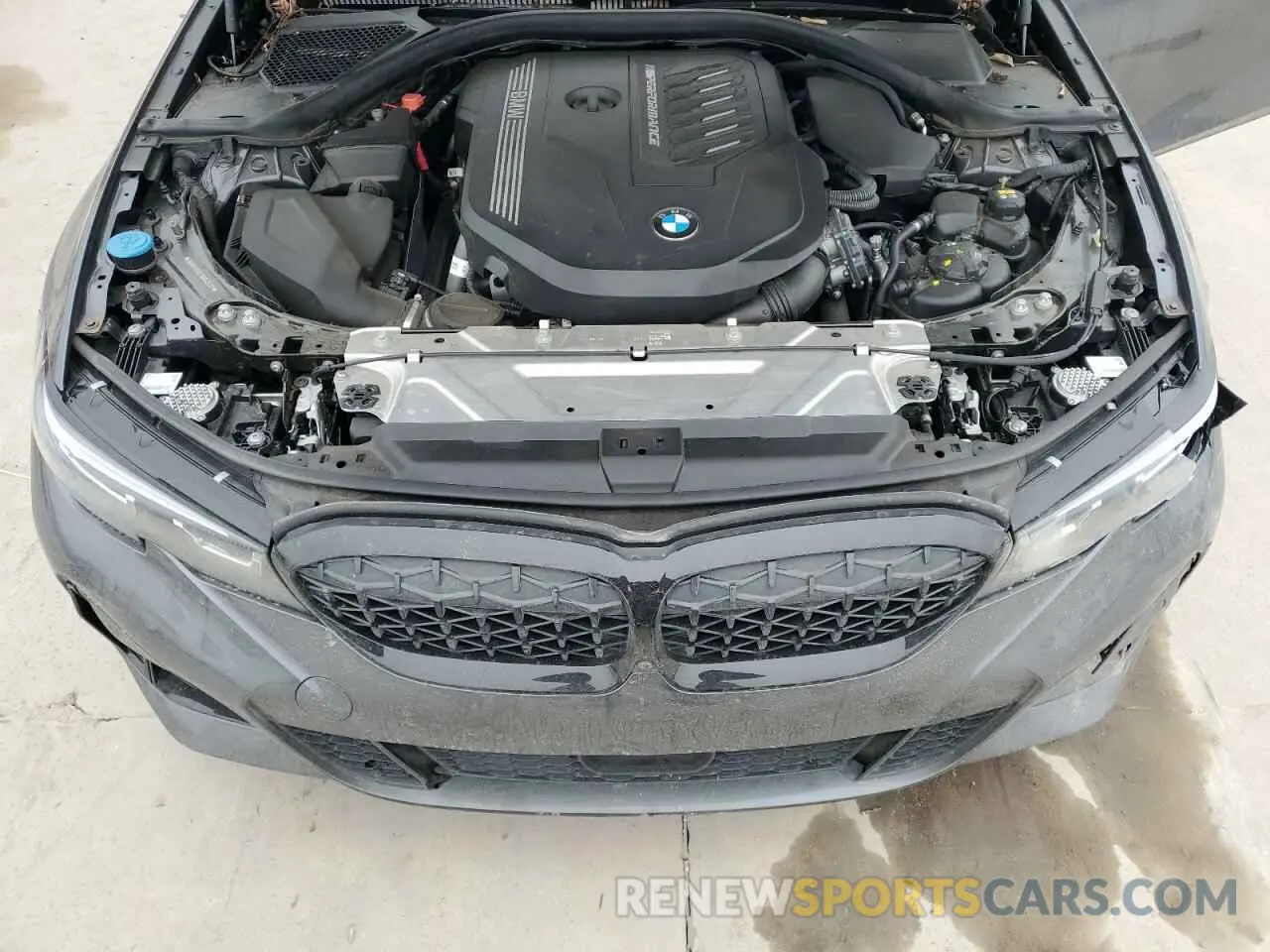 12 Photograph of a damaged car 3MW5U9J07N8C42470 BMW M3 2022
