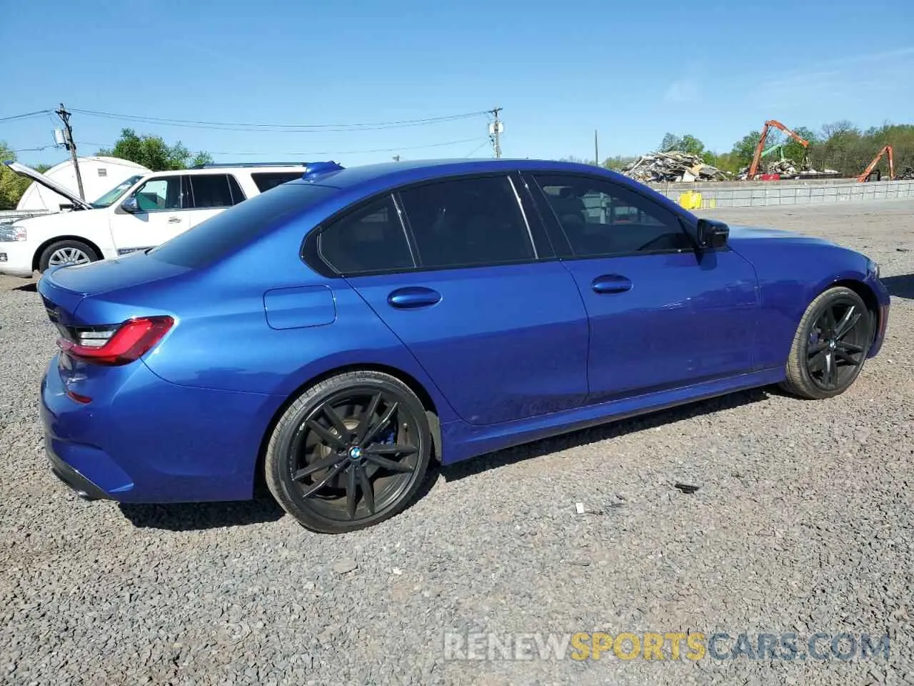3 Photograph of a damaged car 3MW5U9J09N8C33902 BMW M3 2022