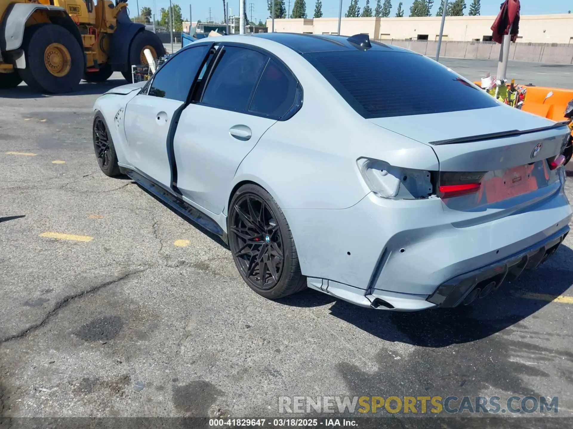 3 Фотография поврежденного автомобиля WBS33AY04NFL61341 BMW M3 2022
