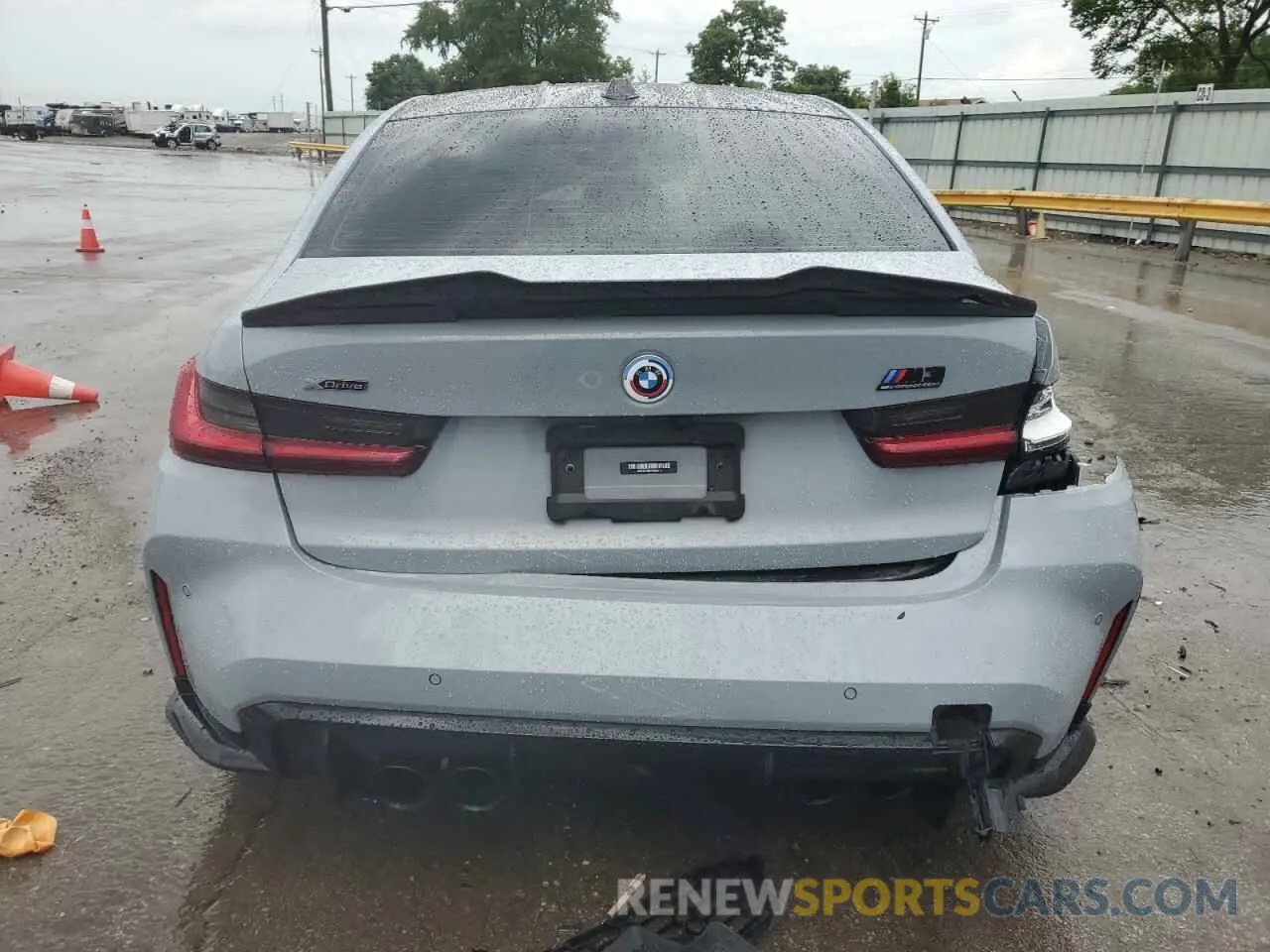 6 Photograph of a damaged car WBS43AY05PFN92613 BMW M3 2023