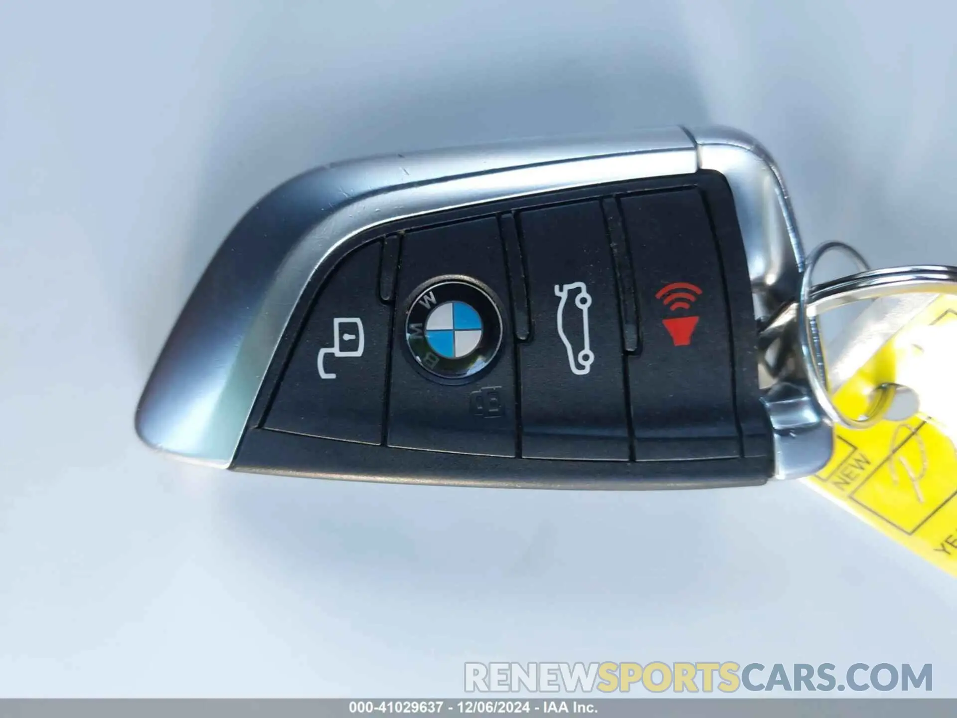 11 Фотография поврежденного автомобиля WBS43AY06PFP98328 BMW M3 2023