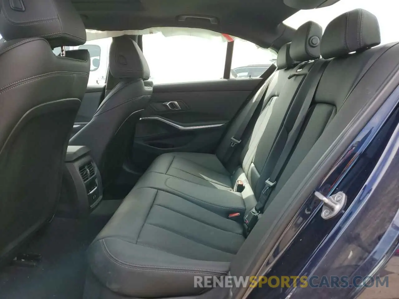10 Фотография поврежденного автомобиля 3MW49FS08R8D87680 BMW M3 2024