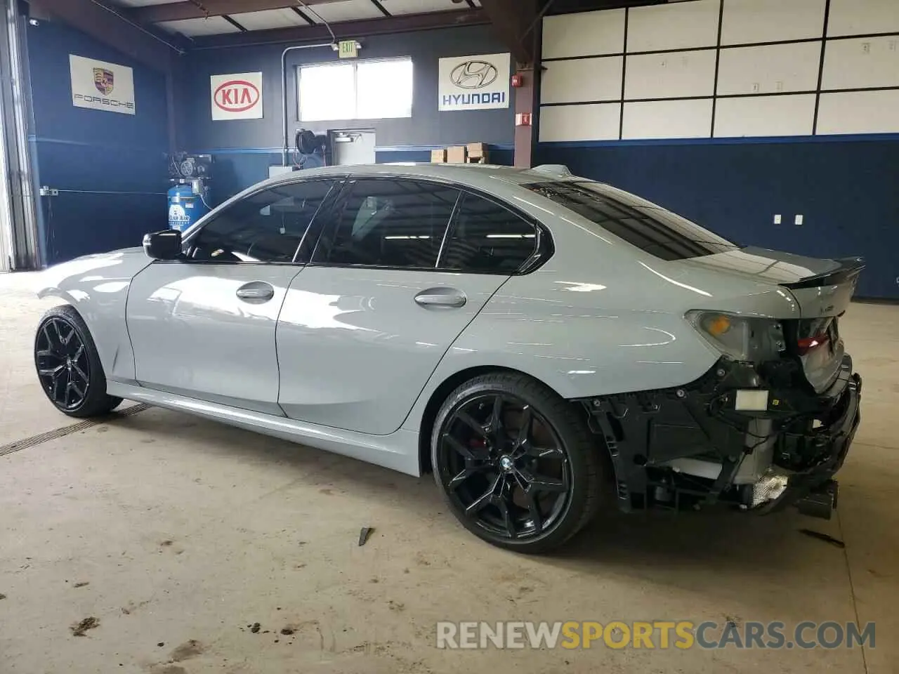 2 Photograph of a damaged car 3MW69FT03S8E94648 BMW M3 2025