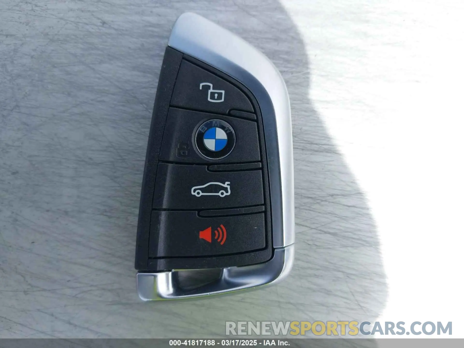 11 Фотография поврежденного автомобиля WBS33HJ03SFU19969 BMW M3 2025