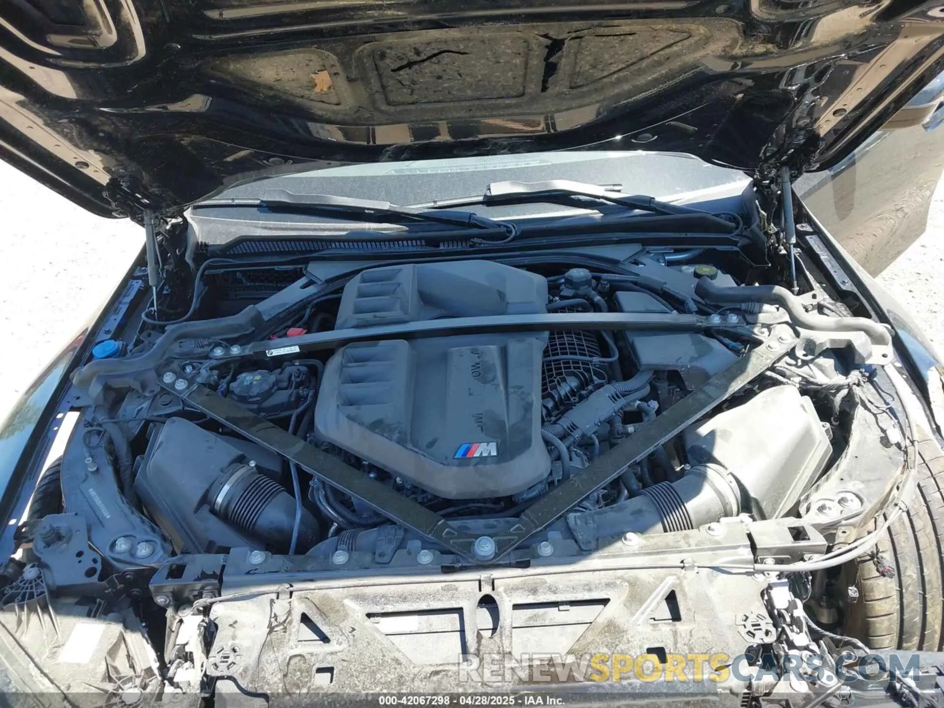 10 Photograph of a damaged car WBS33HJ05SFU14546 BMW M3 2025