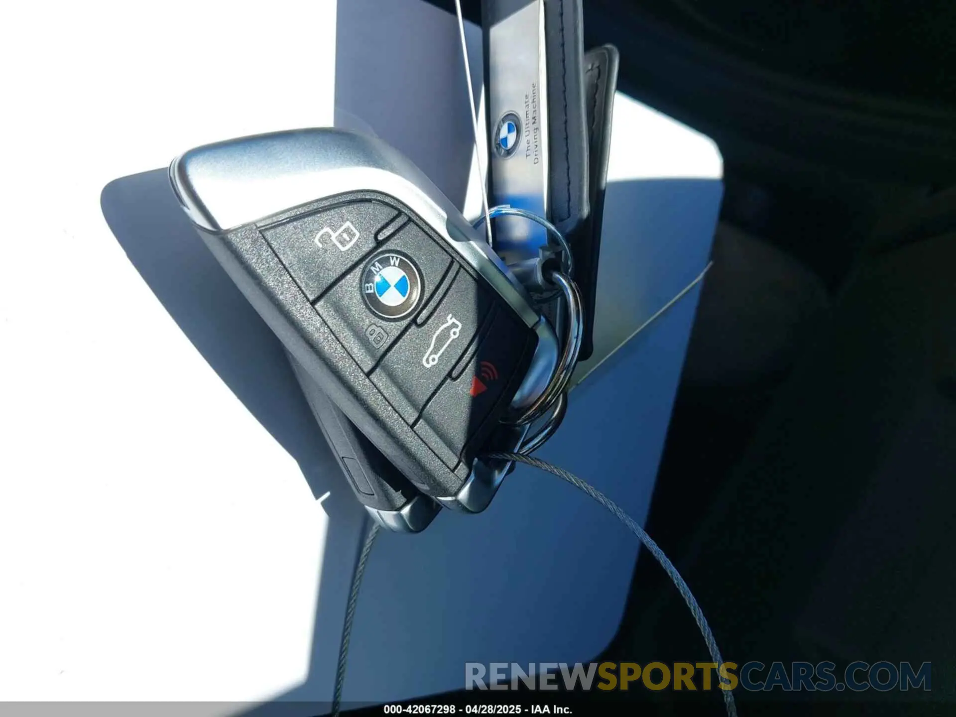11 Photograph of a damaged car WBS33HJ05SFU14546 BMW M3 2025