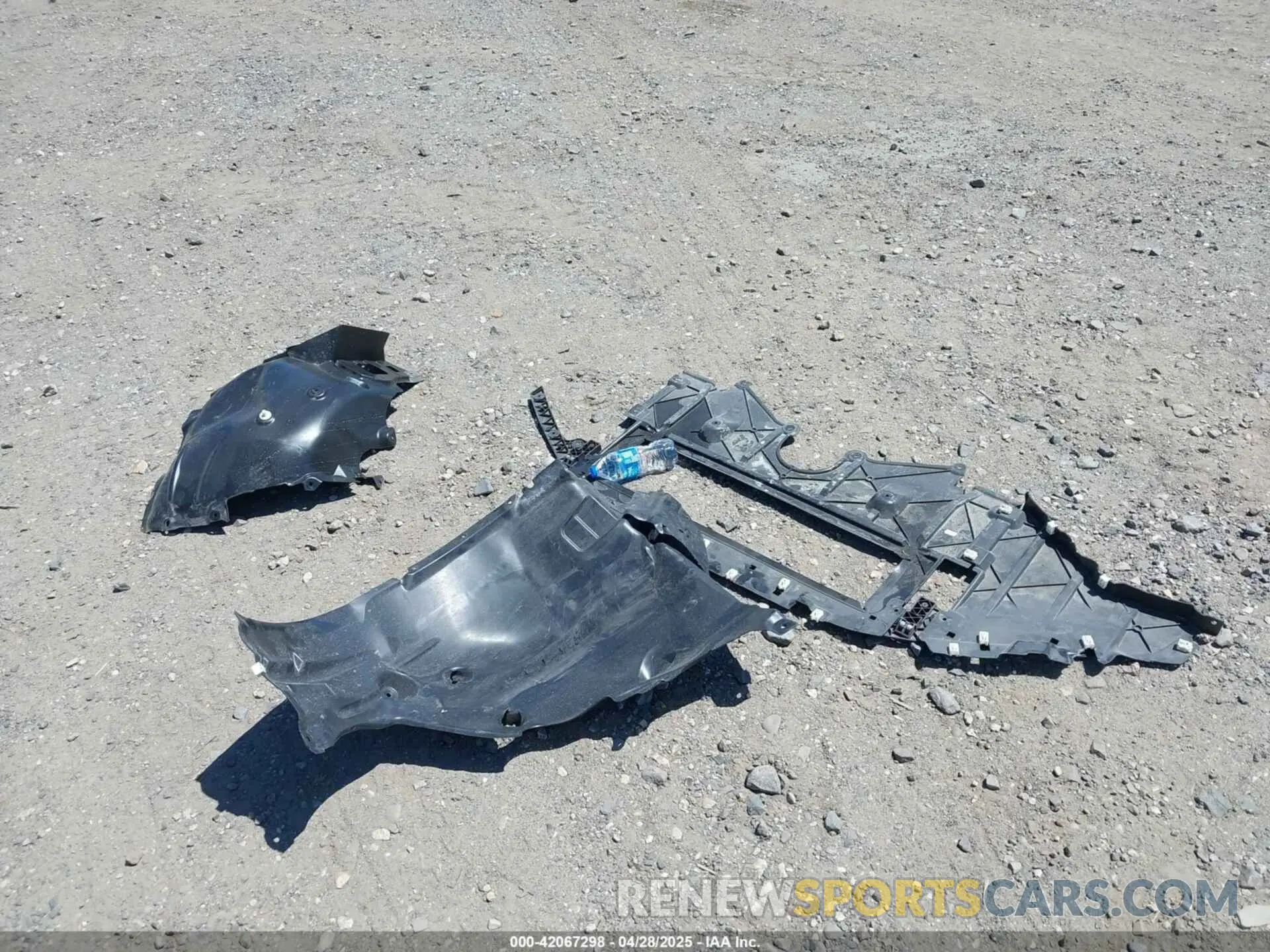 12 Photograph of a damaged car WBS33HJ05SFU14546 BMW M3 2025