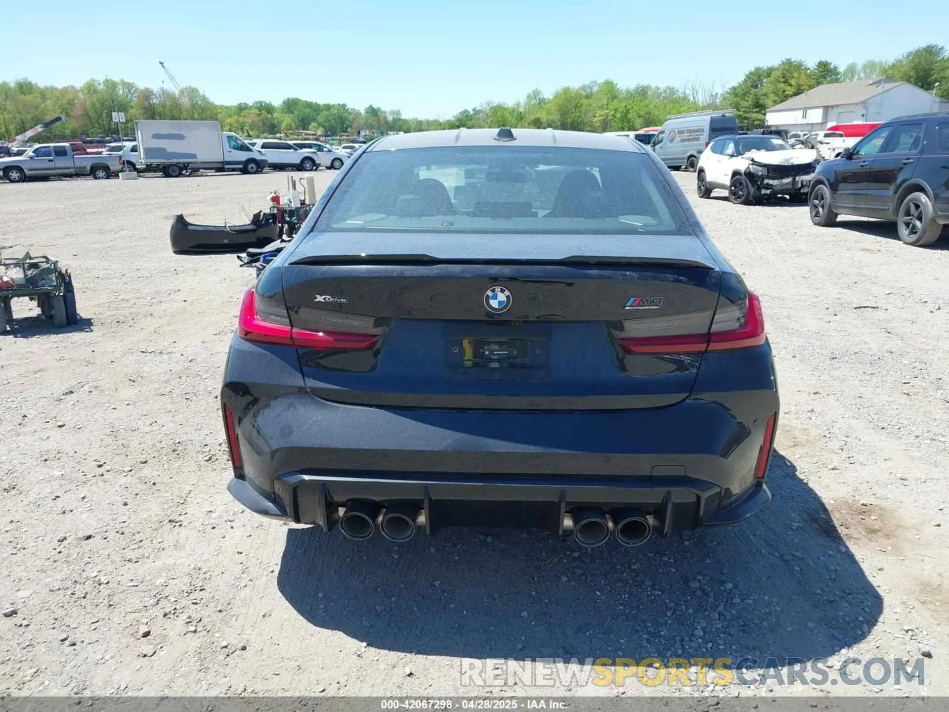 17 Photograph of a damaged car WBS33HJ05SFU14546 BMW M3 2025