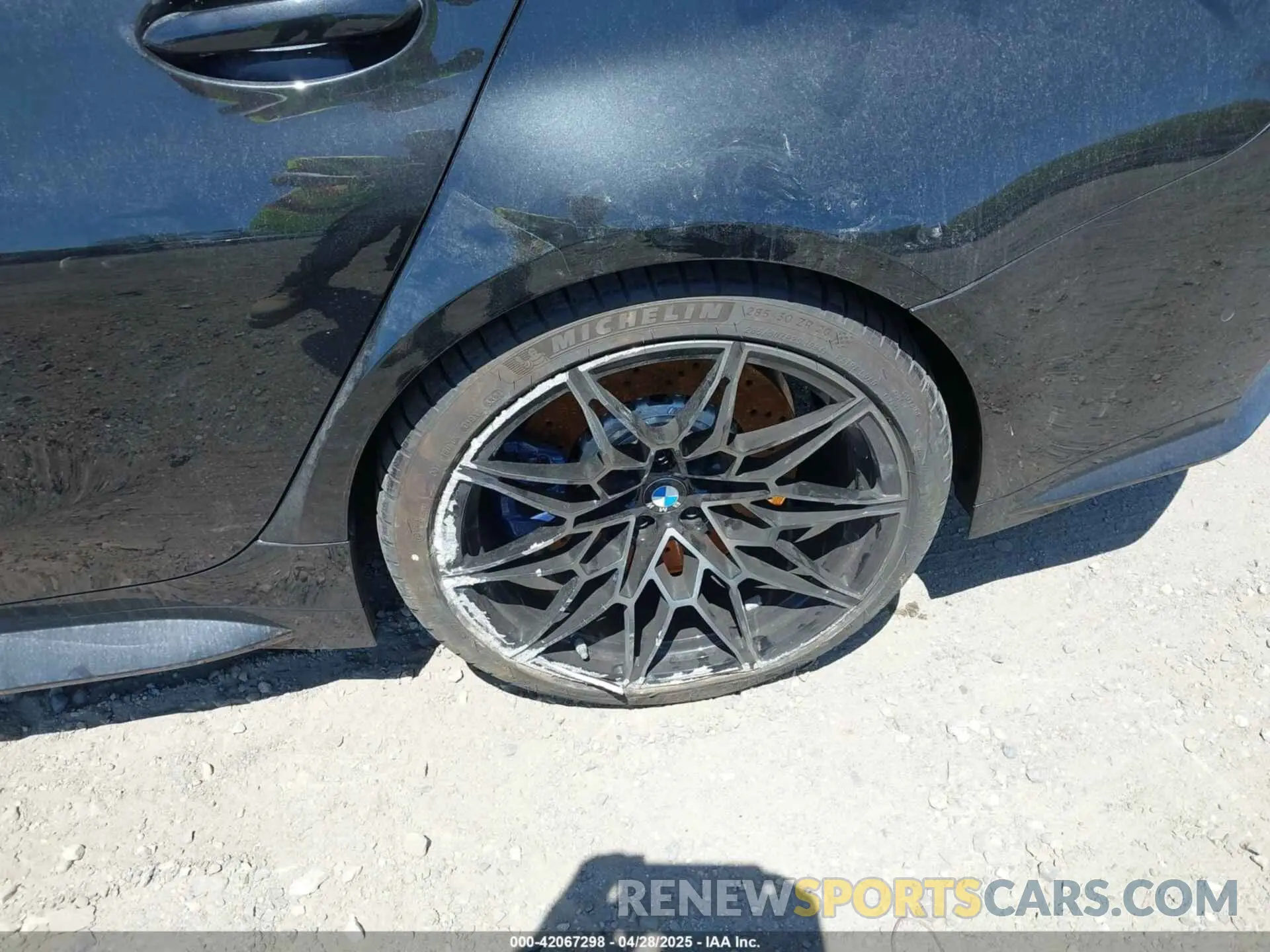 20 Photograph of a damaged car WBS33HJ05SFU14546 BMW M3 2025