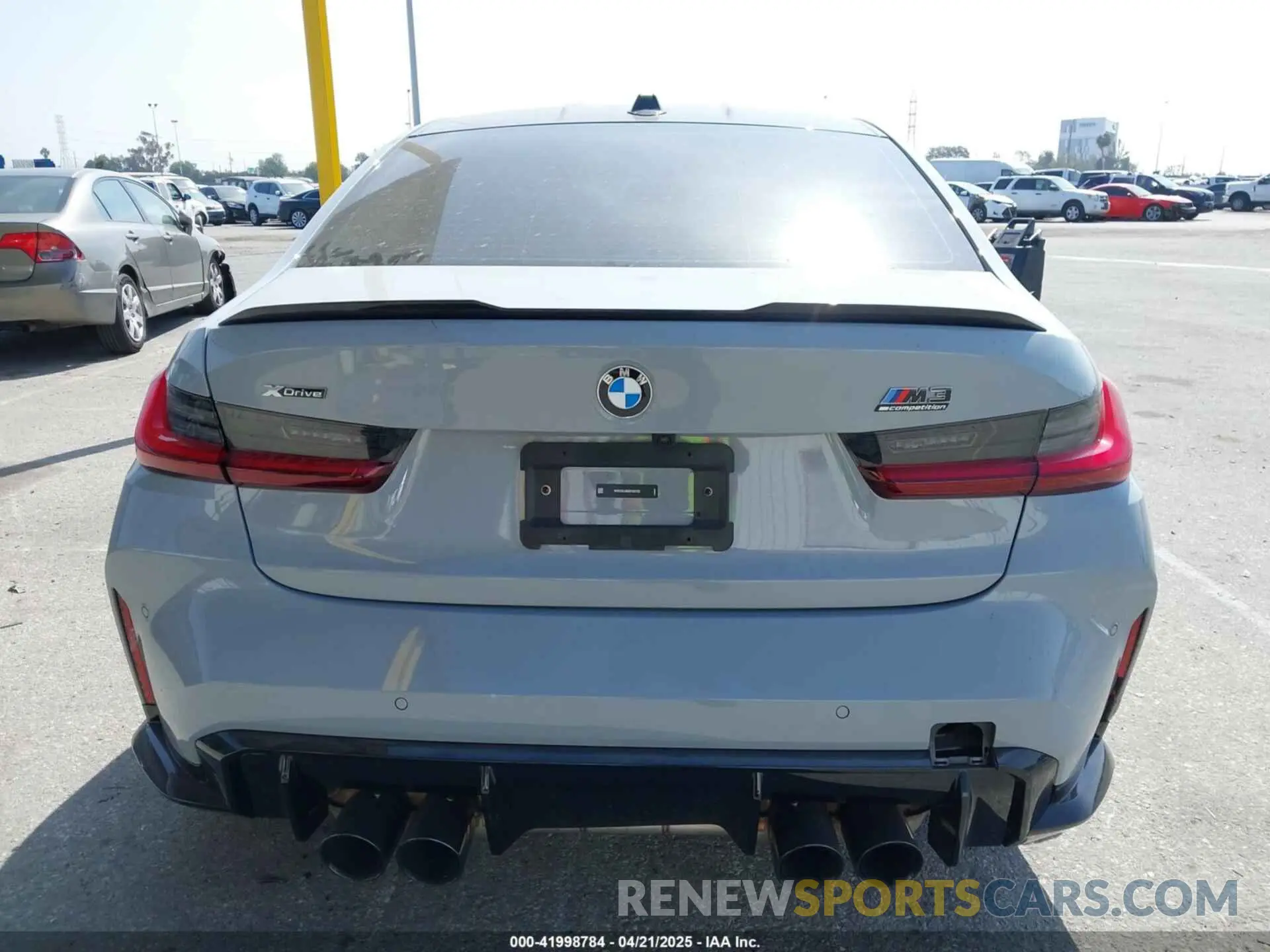 16 Photograph of a damaged car WBS33HJ09SFU20723 BMW M3 2025