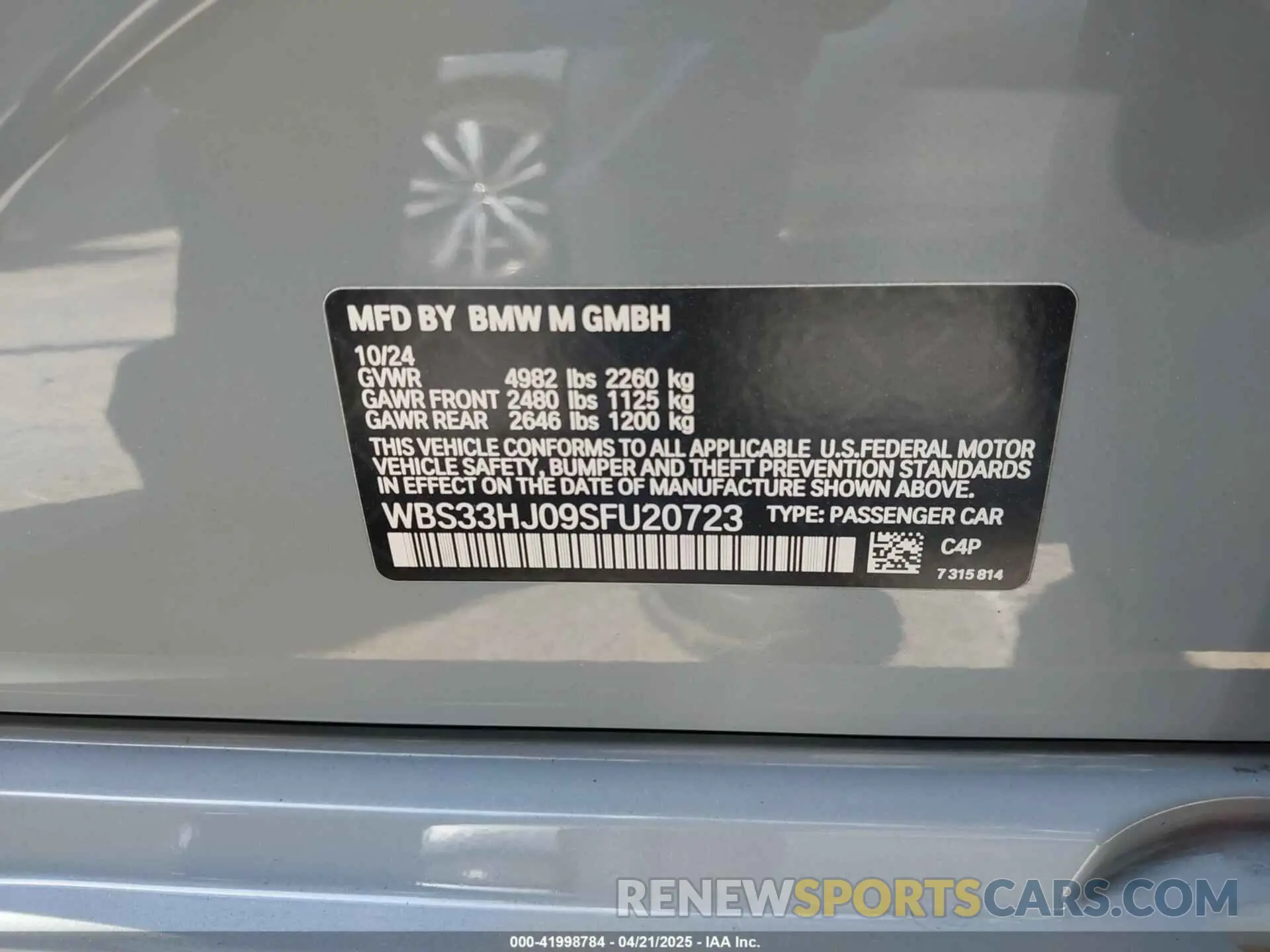 9 Photograph of a damaged car WBS33HJ09SFU20723 BMW M3 2025