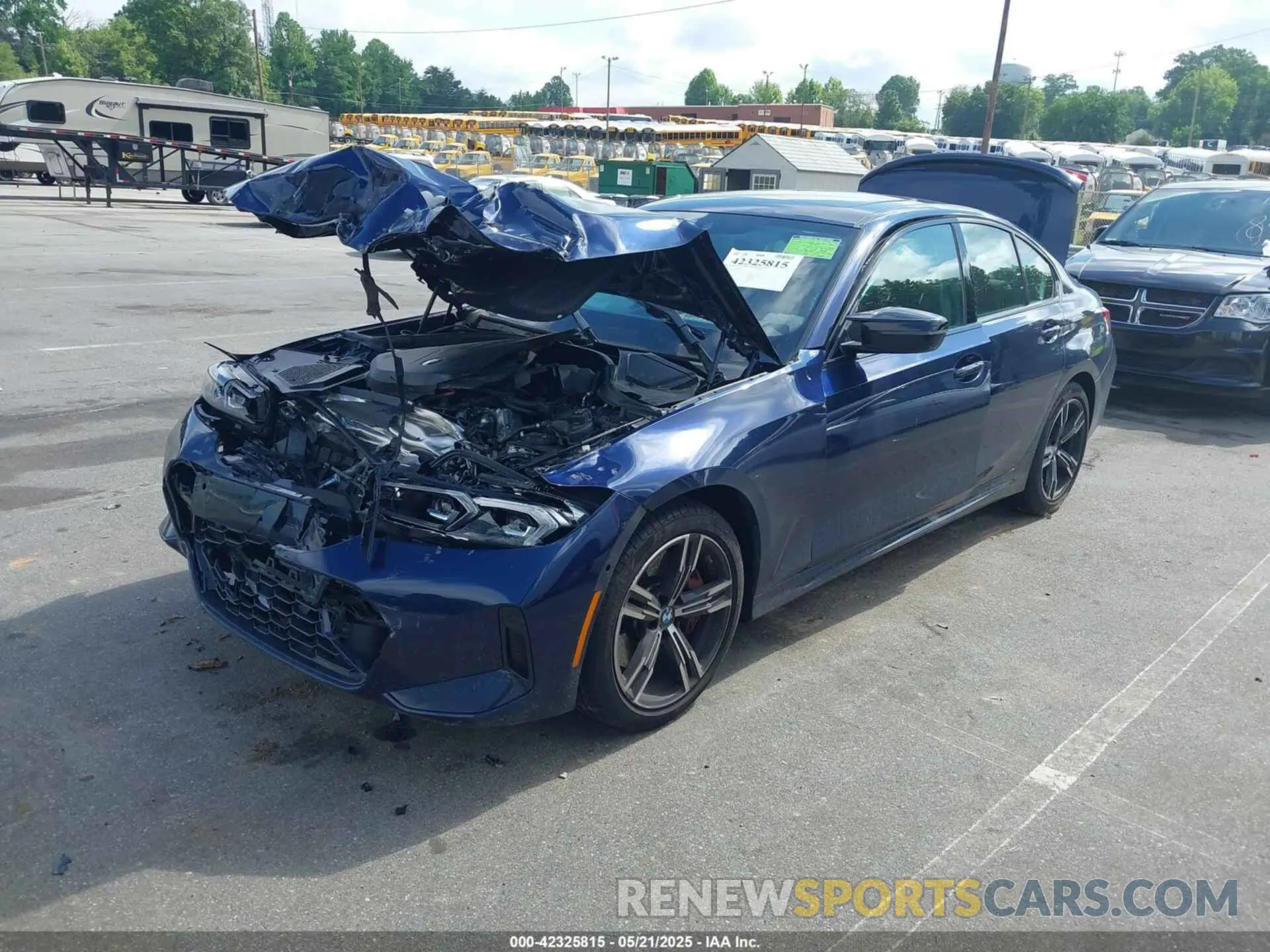 2 Фотография поврежденного автомобиля 3MW49FF04R8E25559 BMW M340I 2024